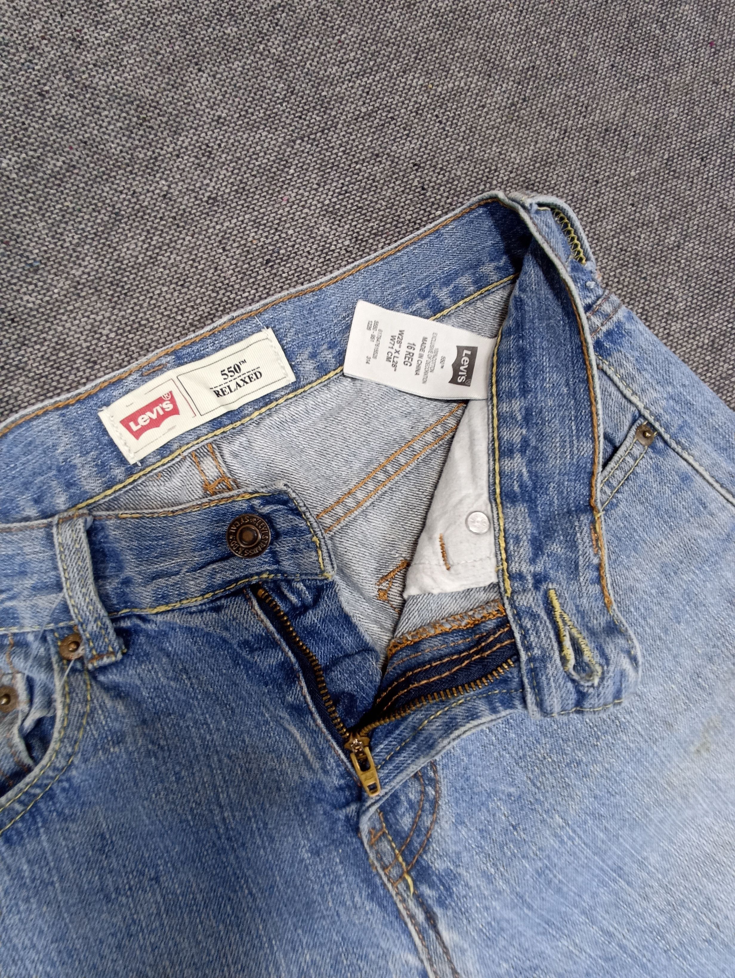 Jean × Levi's × Vintage Vintage Levis 550 Distress Jeans - J129 Size 30" / US 8 / IT 44 - 3 Thumbnail
