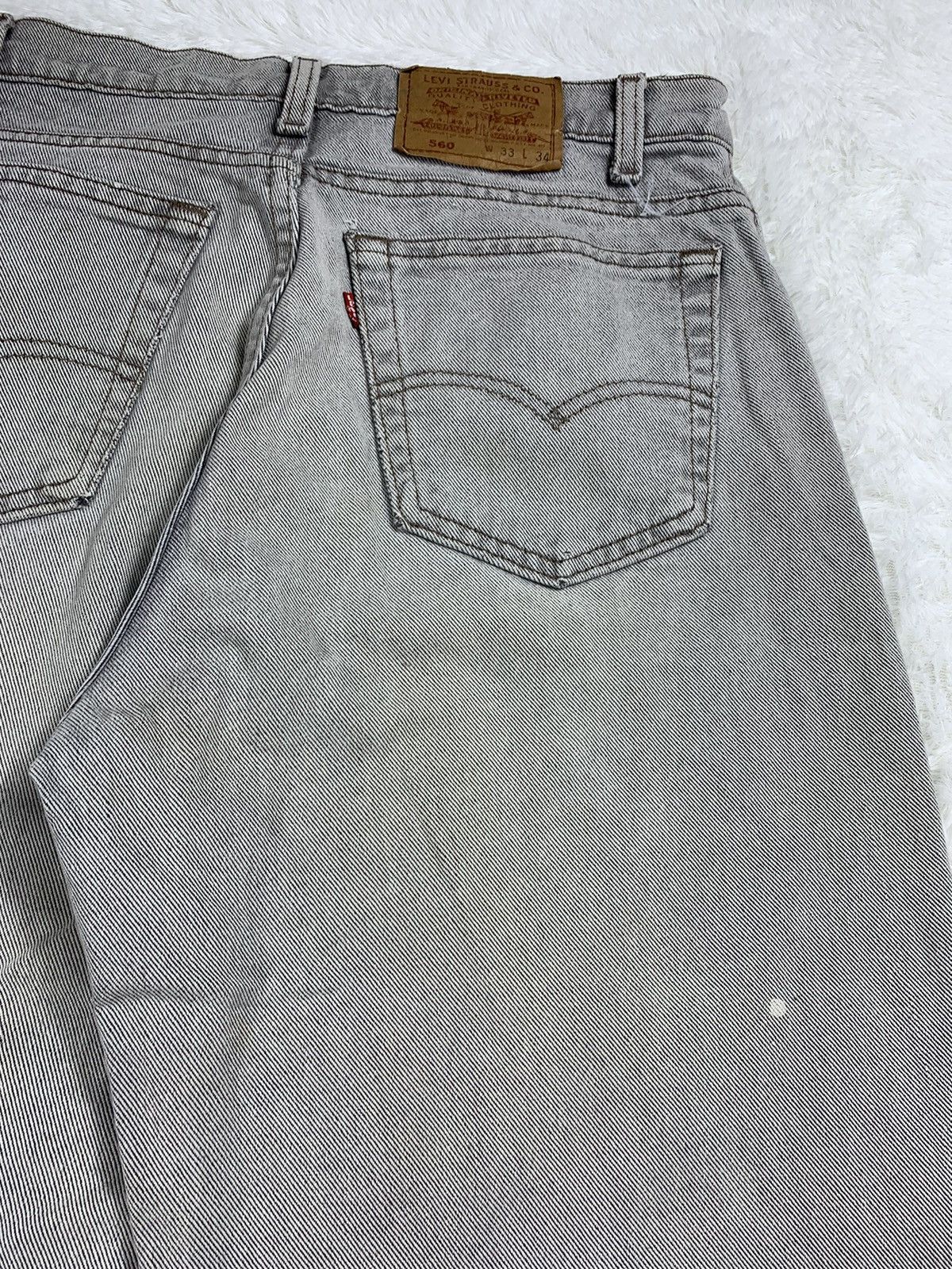 Levi's × Vintage 90's Vintage Levis 560 Light Wash Grey Jeans Size US 33 - 21 Thumbnail