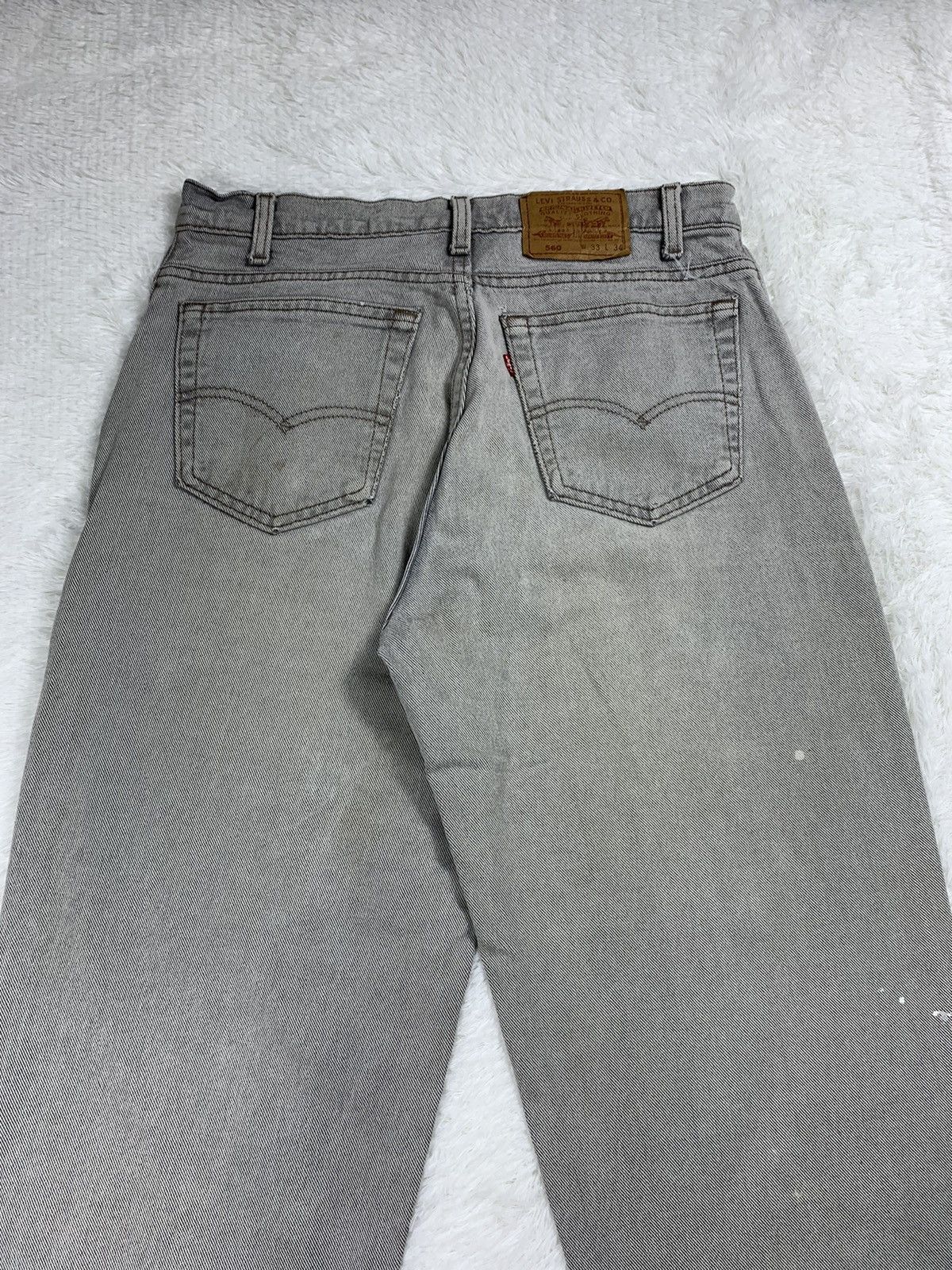 Levi's × Vintage 90's Vintage Levis 560 Light Wash Grey Jeans Size US 33 - 19 Thumbnail