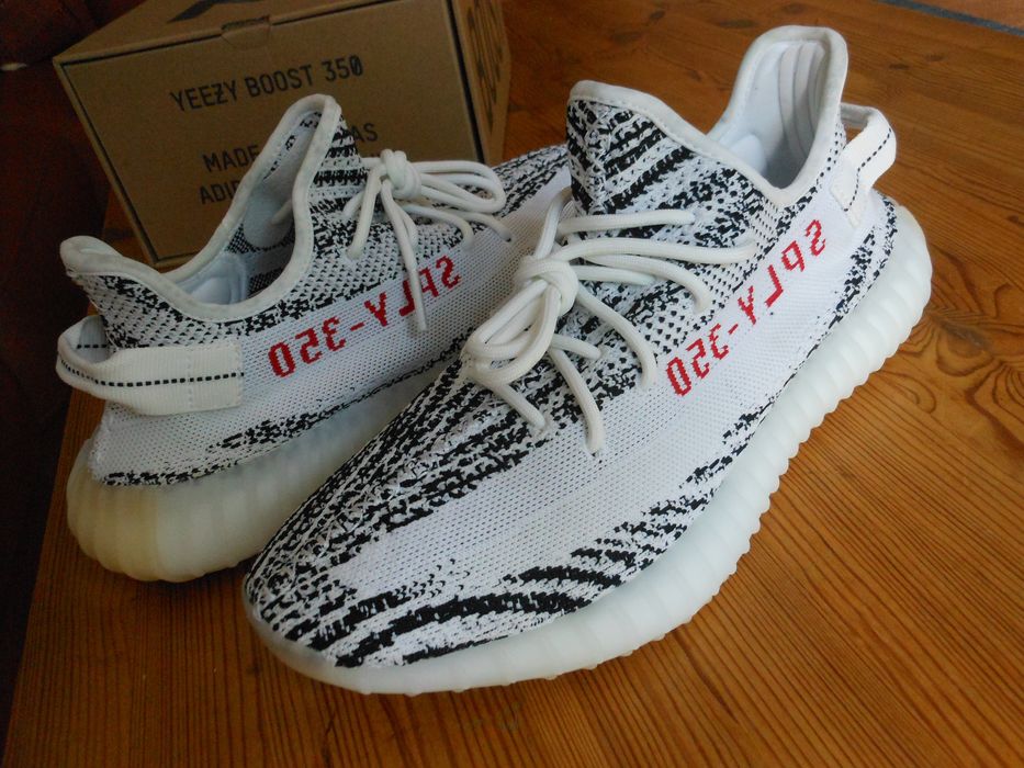 Adidas ADIDAS YEEZY BOOST 350 v2 zebra | Grailed