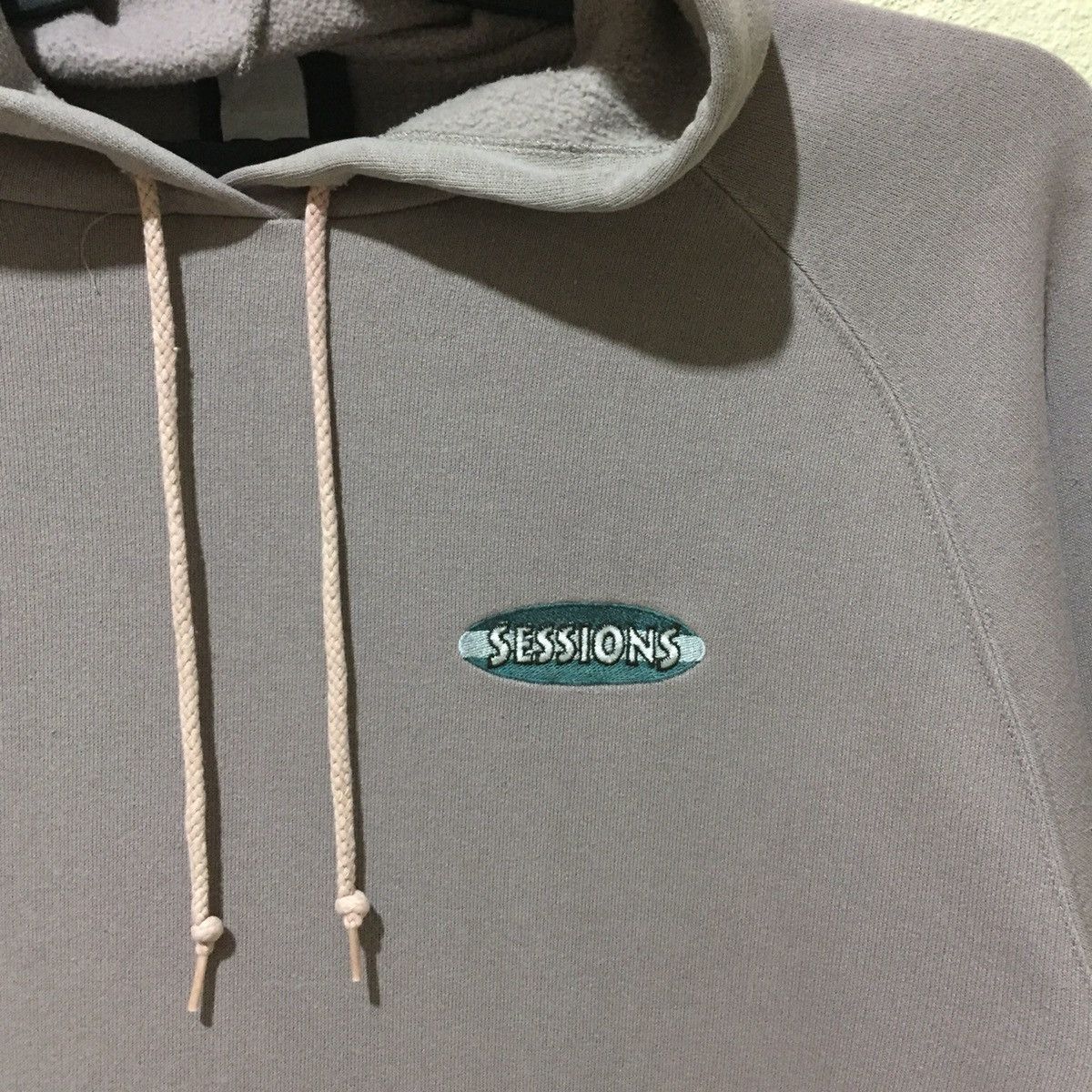 Sessions SESSIONS Hoodie Spellout Big Logo size M fits XL Size US XL / EU 56 / 4 - 5 Thumbnail
