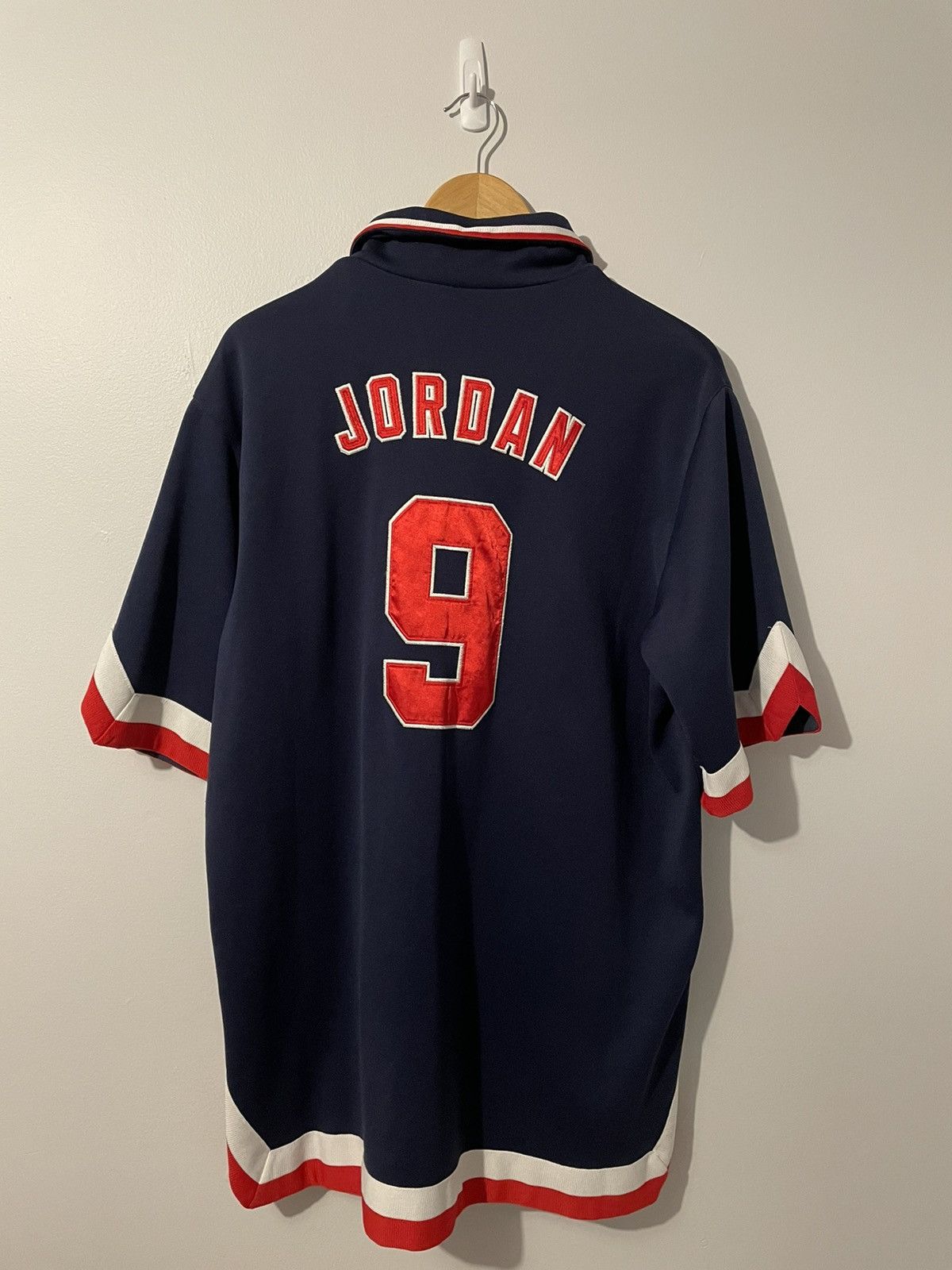 Jordan Brand Ultra Rare Nike Michae Jordan Dream Team Warmup Jkt Supreme Size US L / EU 52-54 / 3 - 2 Thumbnail