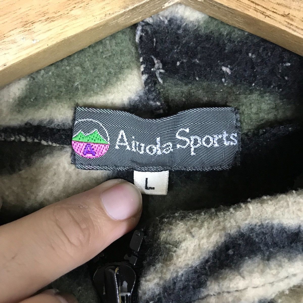 Vintage Aiuola Sports Camouflage Military Jacket Sweater