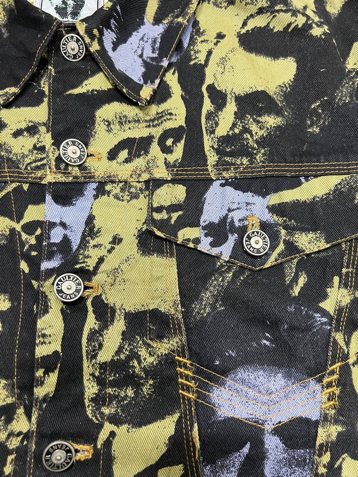Jean Paul Gaultier Jean Paul Gaultier - F/W 92’ Faces Denim Trucker Jacket Size M / US 6-8 / IT 42-44 - 9 Thumbnail