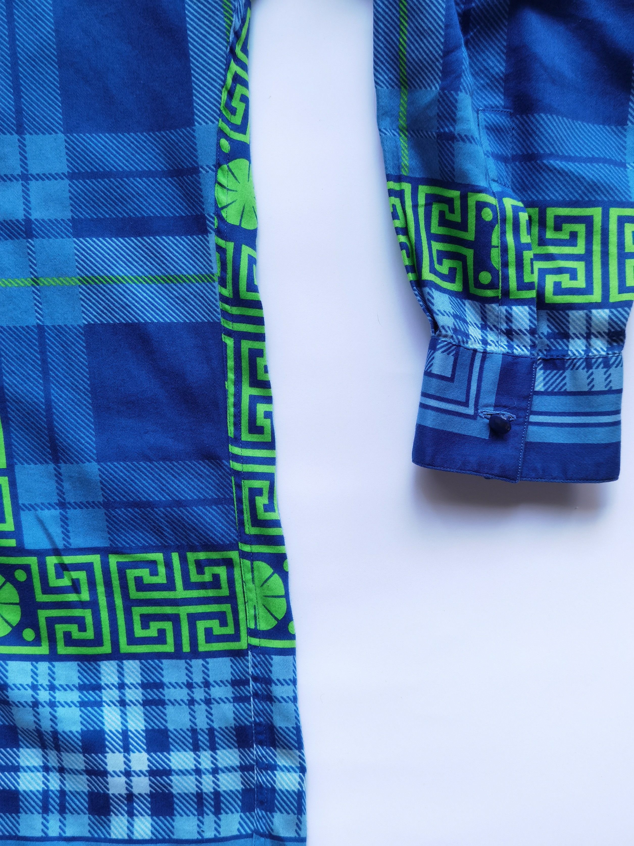 Versace Authentic Gianni Versace ISTANTE Plaid Greek Key Shirt 46 IT Size US S / EU 44-46 / 1 - 6 Thumbnail