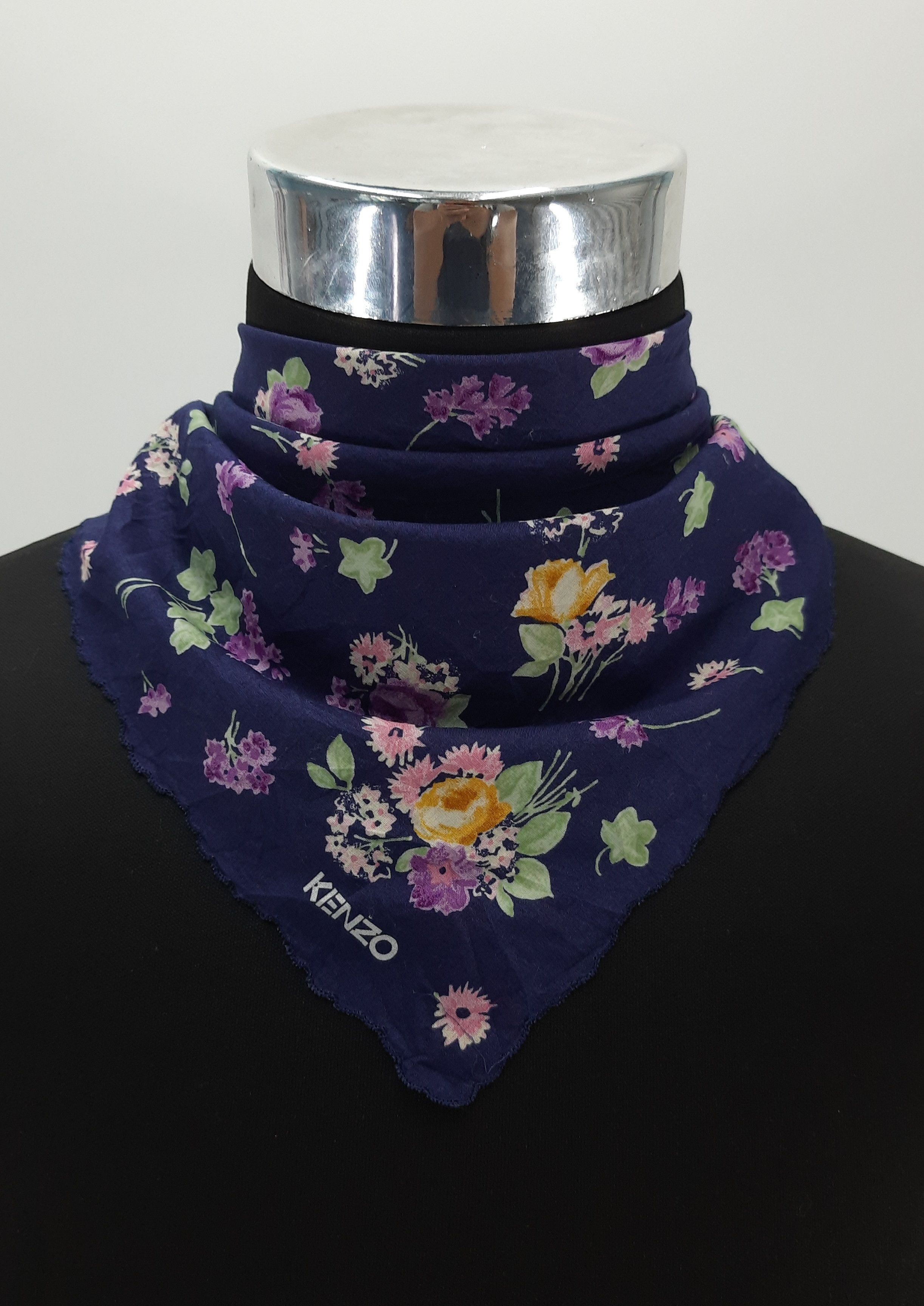 Vintage Kenzo Handkerchief / Neckerchief / Bandana - HKA394