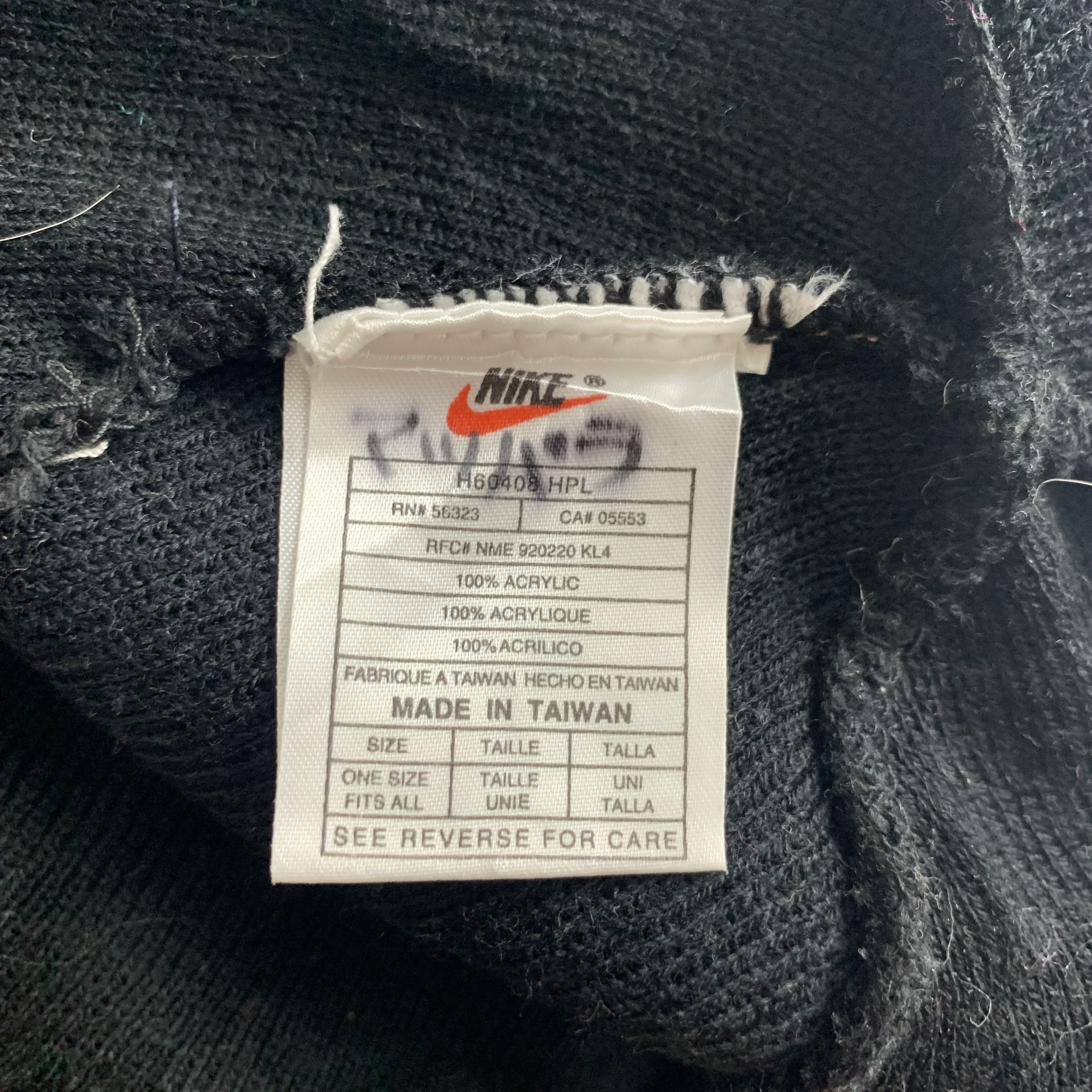 Nike Nike Swoosh Custom Mickey Mouse Snow Hat Beanie #15-A Size ONE SIZE - 7 Thumbnail