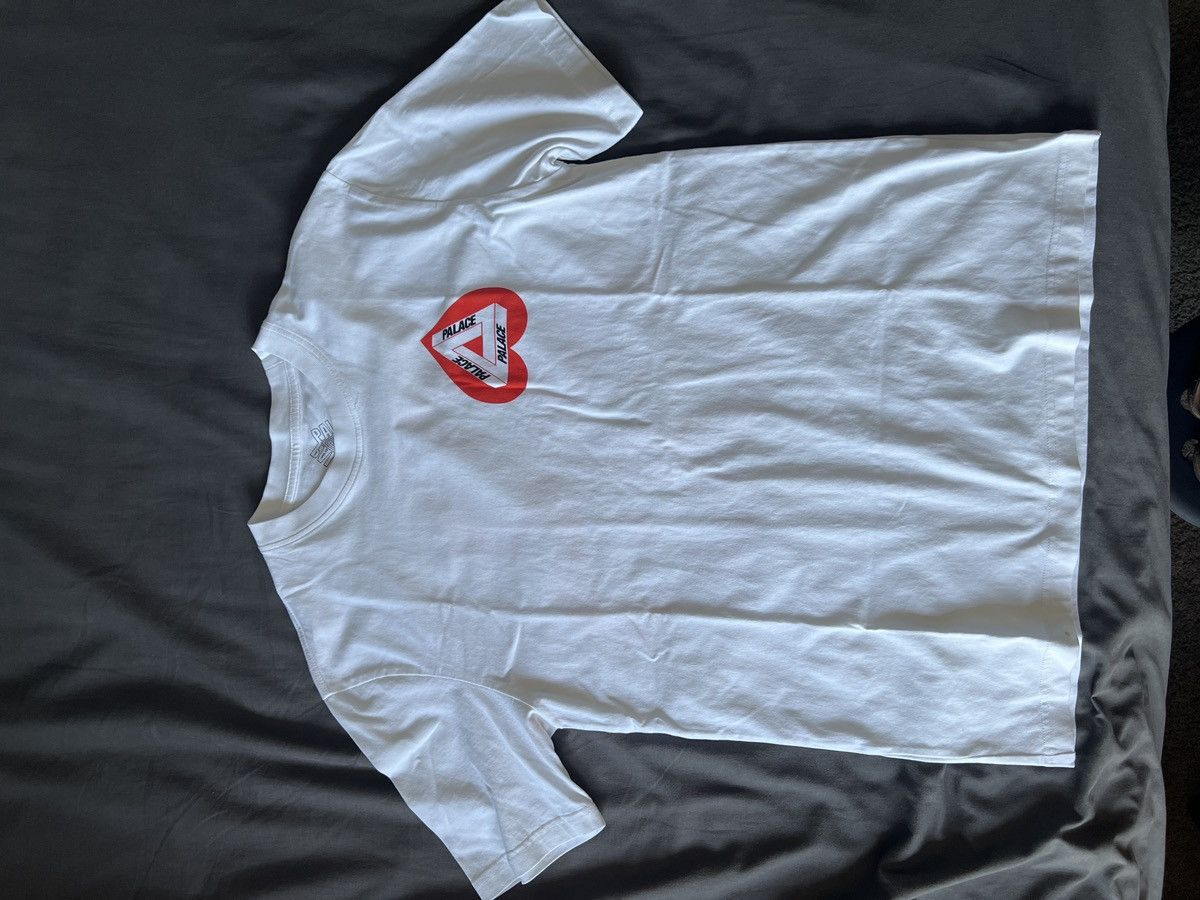 Palace Palace Hearty T-shirt Size US L / EU 52-54 / 3 - 1 Thumbnail
