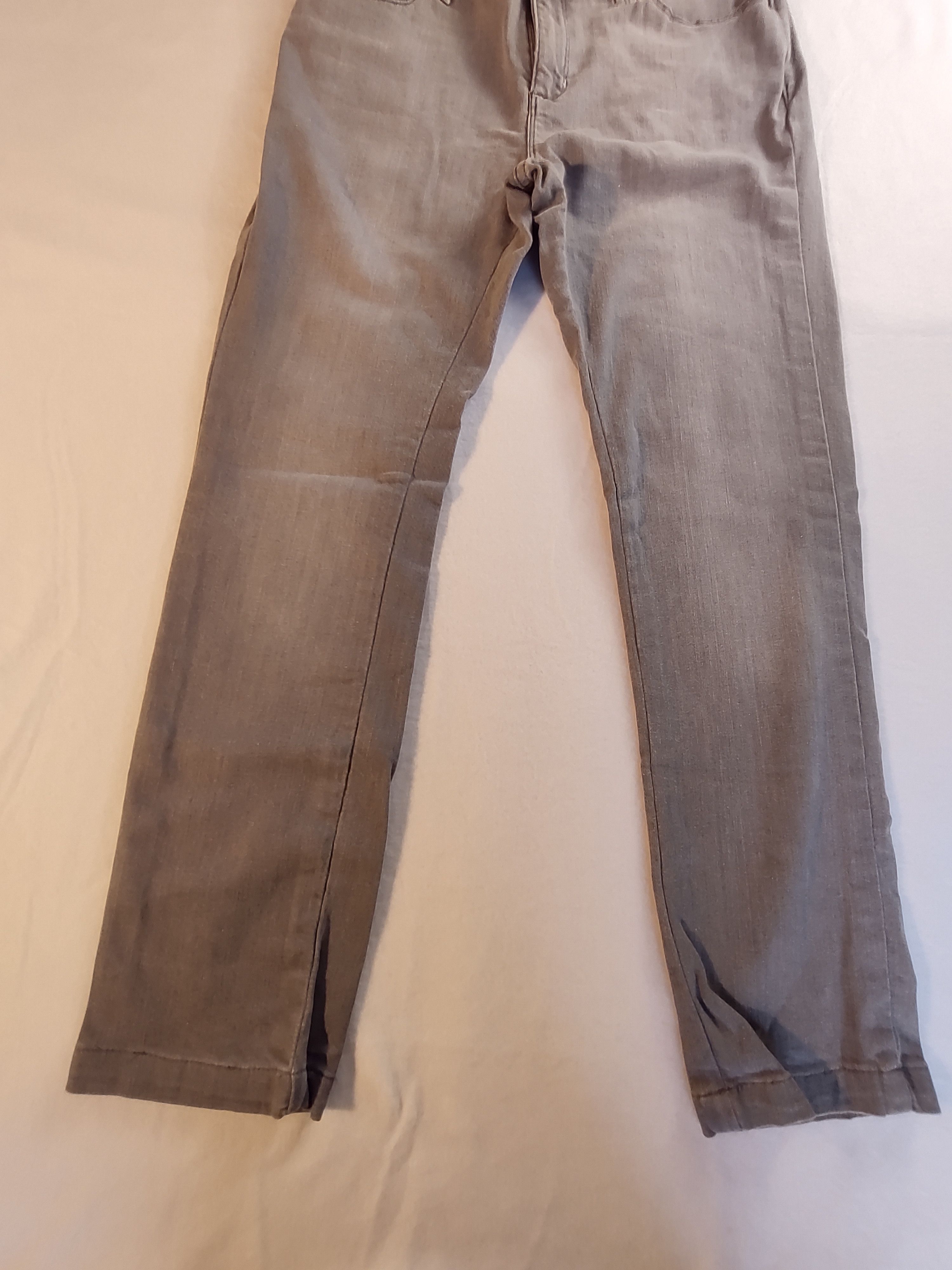 Lee Lee Perfect Fit Just Below Waist denim jeans gray ash wash Size 28" / US 6 / IT 42 - 2 Preview
