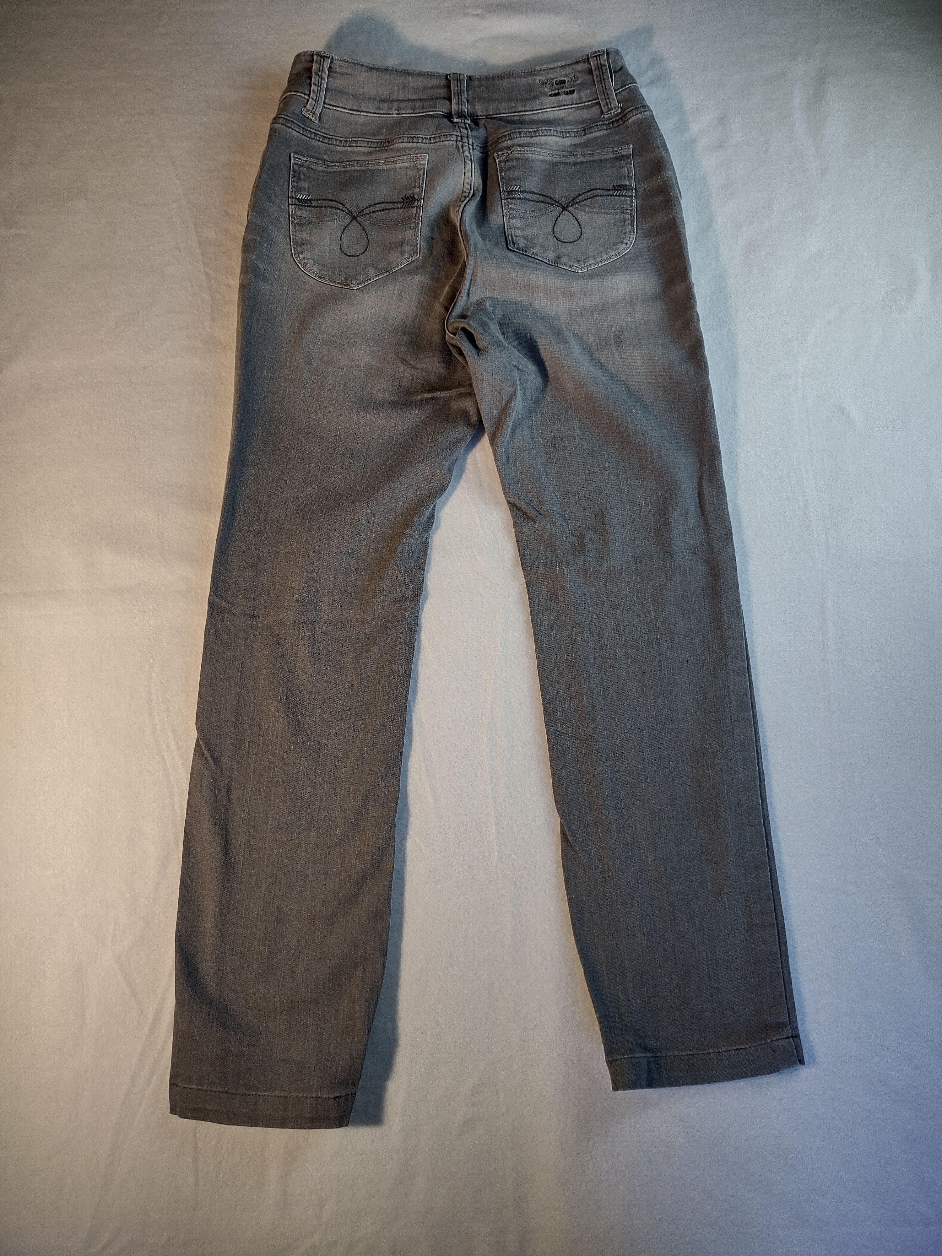 Lee Lee Perfect Fit Just Below Waist denim jeans gray ash wash Size 28" / US 6 / IT 42 - 3 Thumbnail