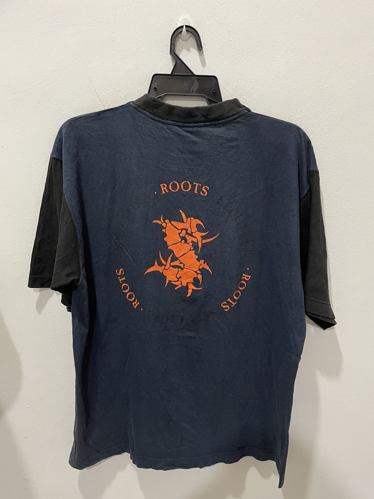 Band Tees × Vintage Vintage Sepultura Roots Max Cavalera Brazil Heavy Metal Tee Size US L / EU 52-54 / 3 - 4 Thumbnail