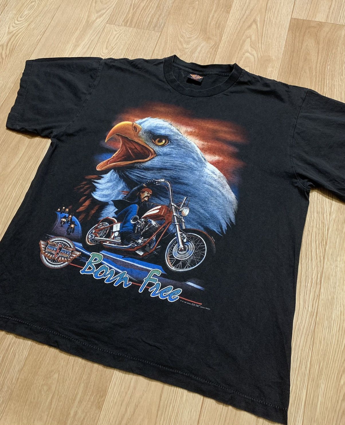 Vintage Vintage Rare ©1998 Rock Eagle T-Shirt Size US XL / EU 56 / 4 - 2 Thumbnail