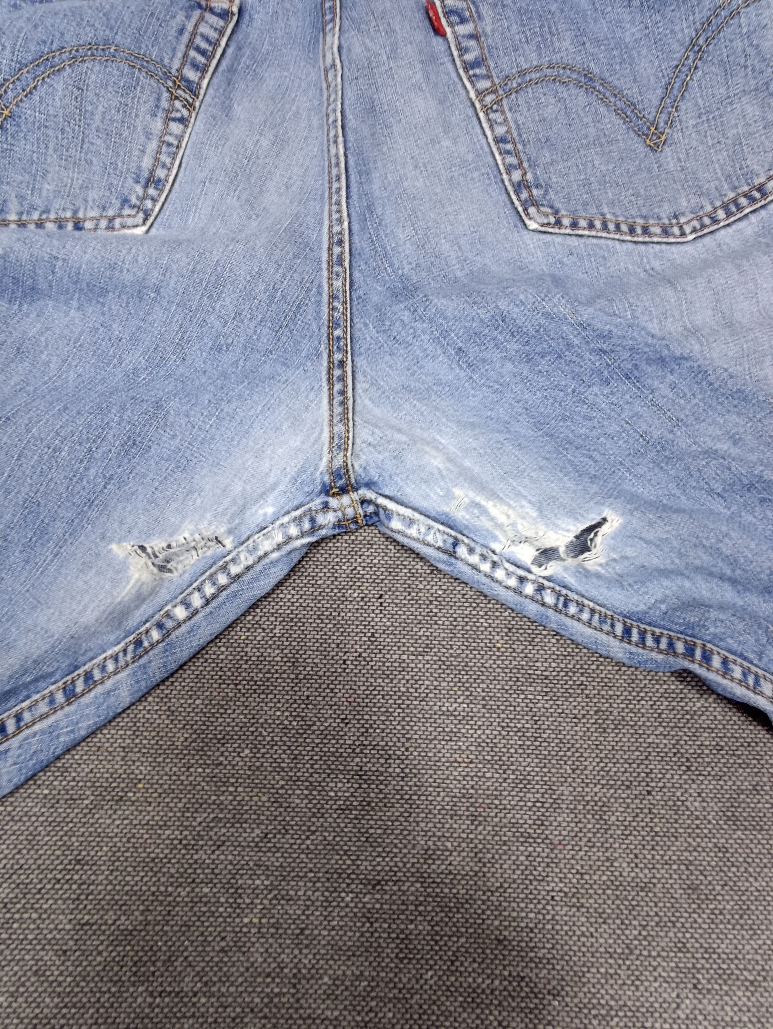 Levi's × Vintage Vintage Levi's 569 Blue Wash Jeans - J133 Size US 38 / EU 54 - 9 Thumbnail