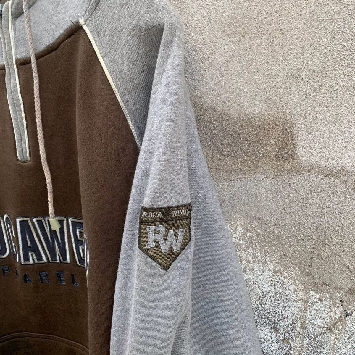 Japanese Brand × Rocawear × Vintage Vintage ROCAWEAR Spell Out Quarter Zip Baggy Pullover Sweat Size US XL / EU 56 / 4 - 9 Thumbnail