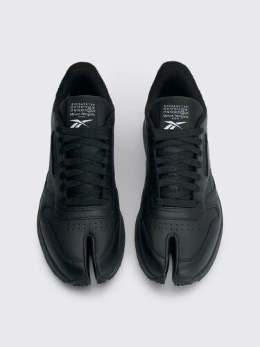 Maison Margiela × Reebok Reebok Classic Leather Tabi Maison Margiela 5 M Black. NEW! Size US 5 / EU 37 - 1 Thumbnail