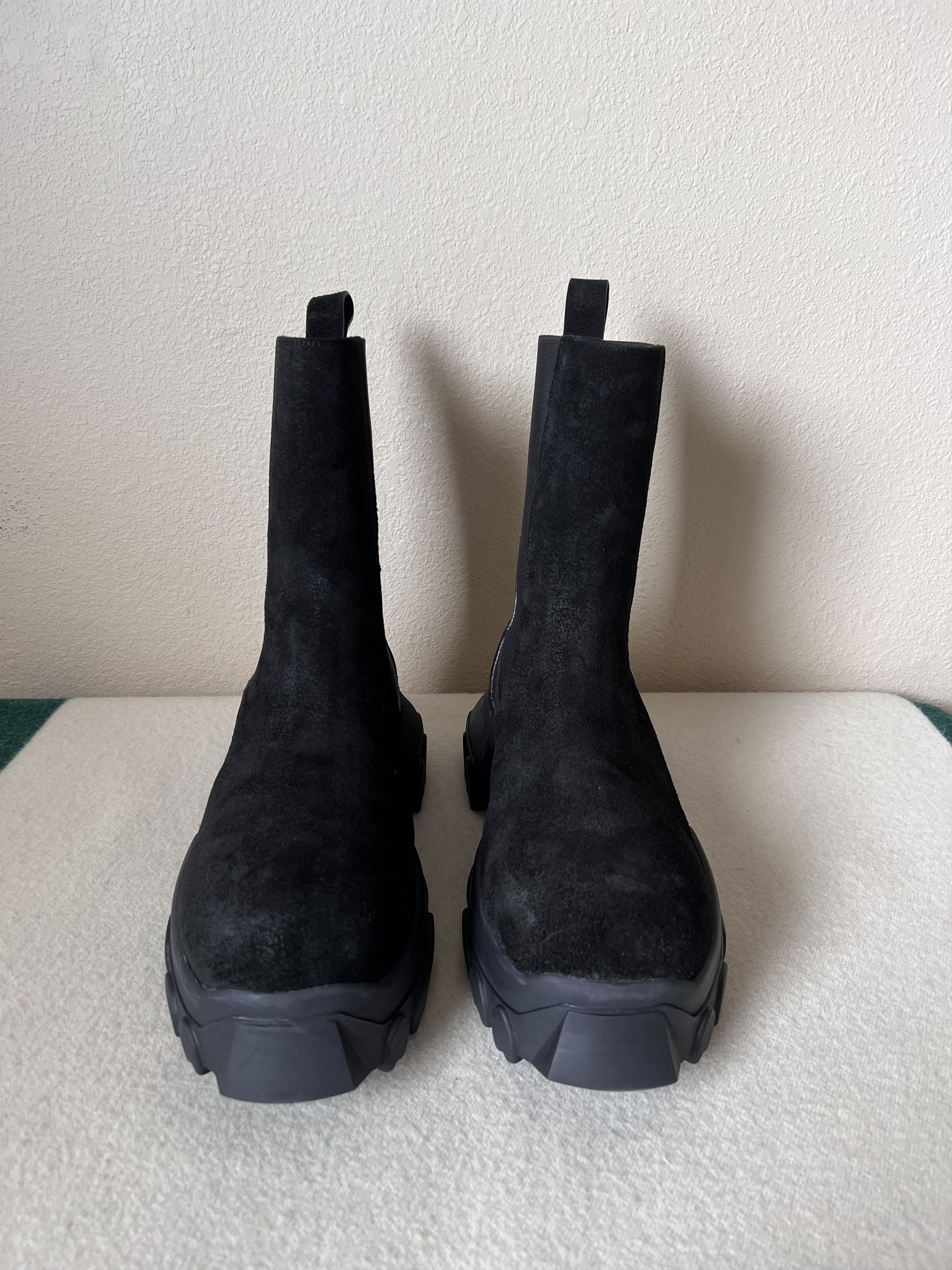 Rick Owens Rick Owens Beatle Bozo Tractor Boots in Black Suede Size US 11 / EU 44 - 4 Thumbnail