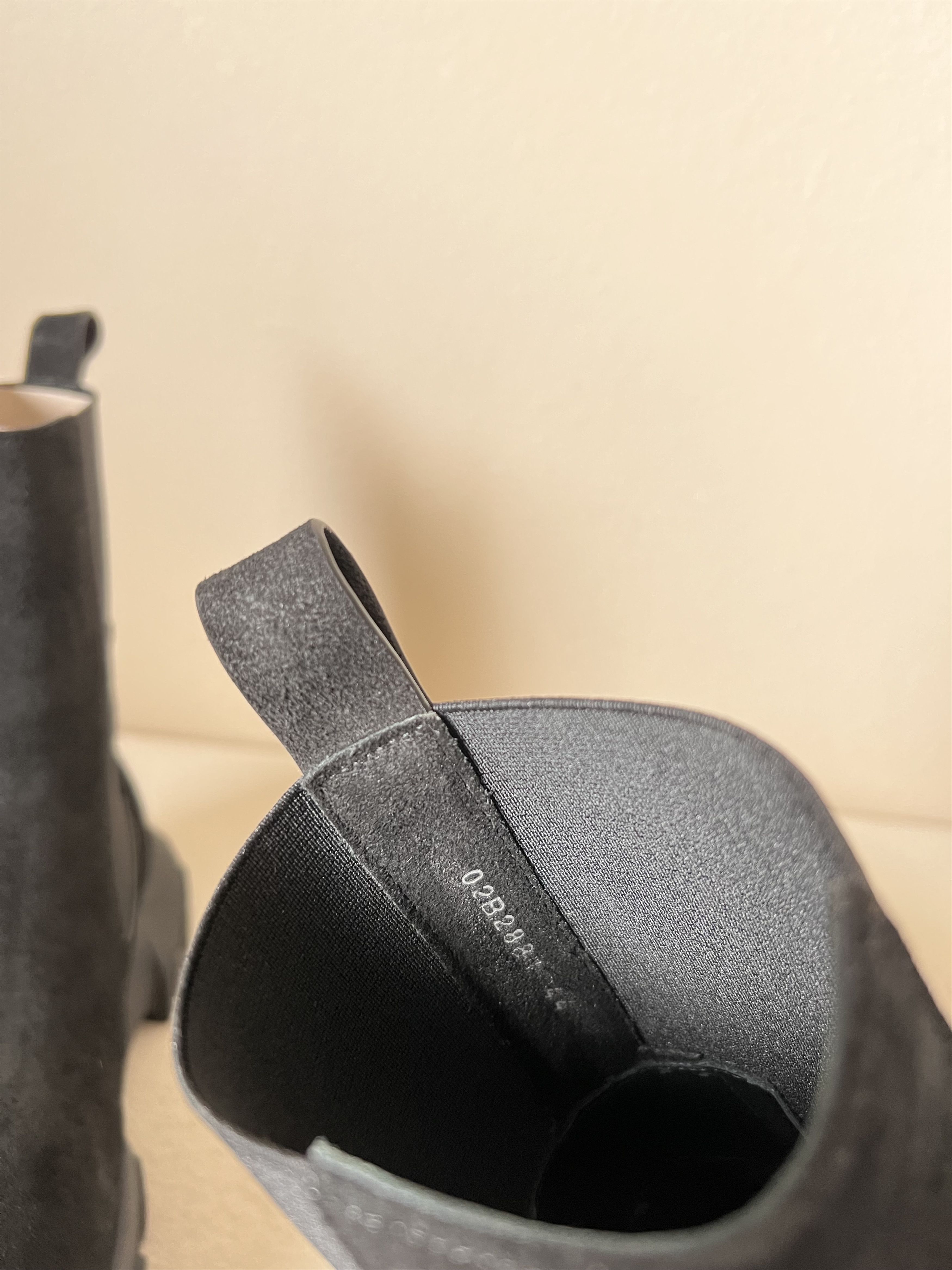 Rick Owens Rick Owens Beatle Bozo Tractor Boots in Black Suede Size US 11 / EU 44 - 7 Thumbnail