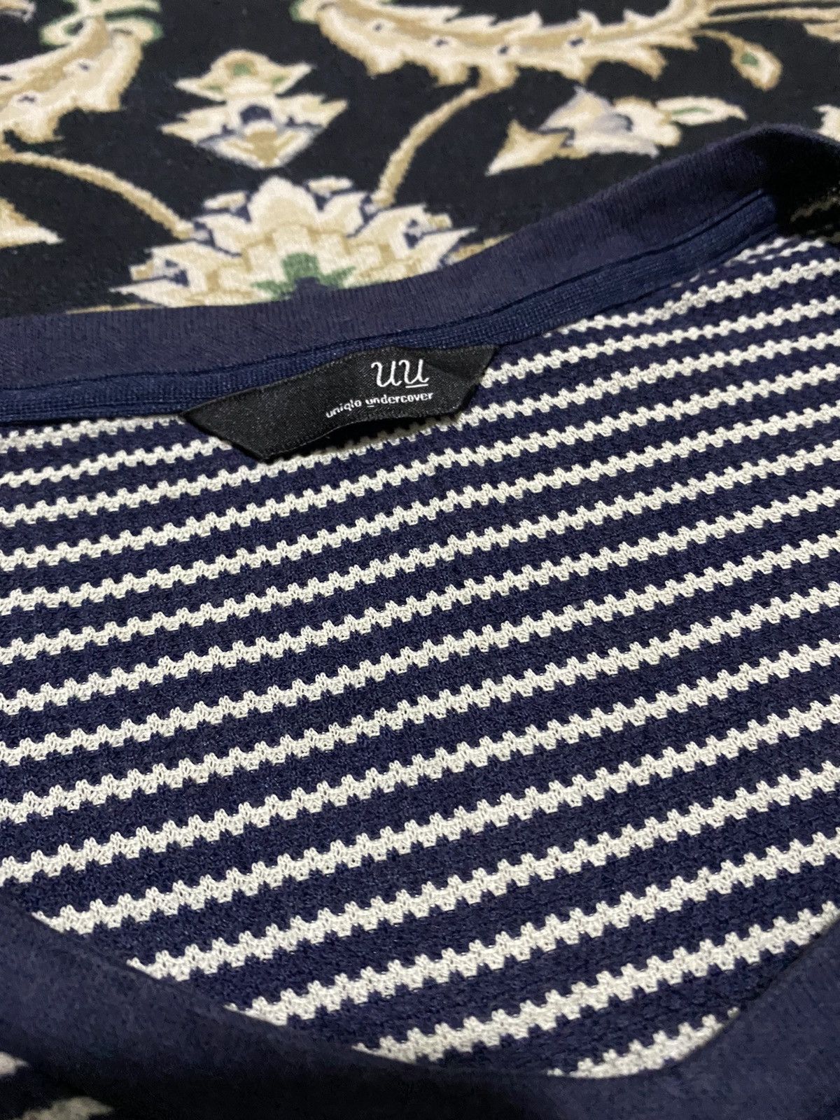 Undercover × Uniqlo Grailed! Iconic Kurt Kobain Stripe Undercover Unqlo Heattech Size US L / EU 52-54 / 3 - 4 Thumbnail