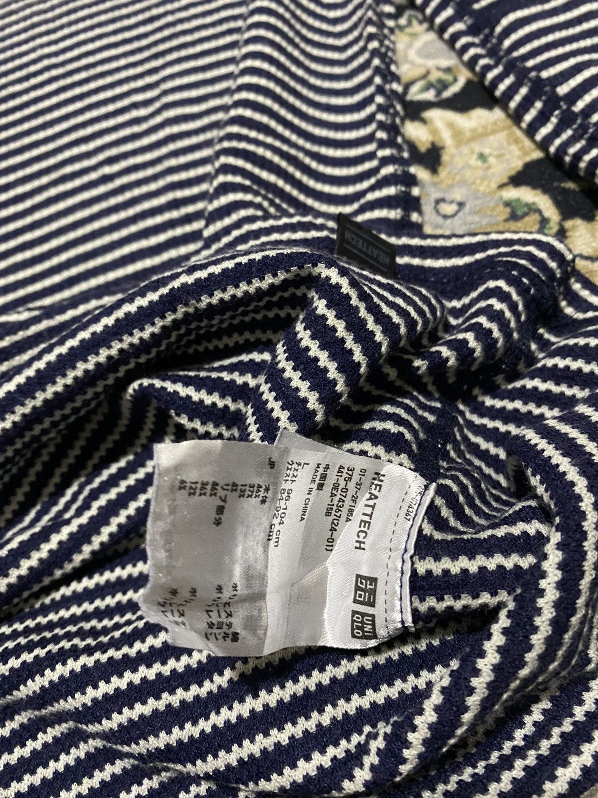 Undercover × Uniqlo Grailed! Iconic Kurt Kobain Stripe Undercover Unqlo Heattech Size US L / EU 52-54 / 3 - 5 Thumbnail