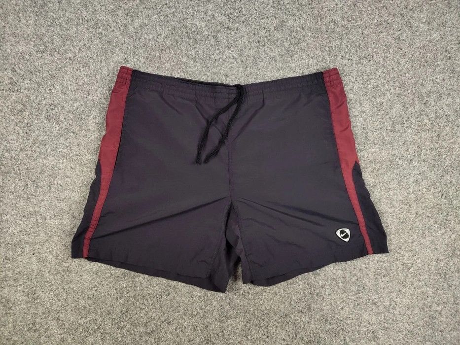 Nike Vintage 90's Nike Team Logo Swoosh Nylon Shorts Casual Size US 36 / EU 52 - 4 Thumbnail