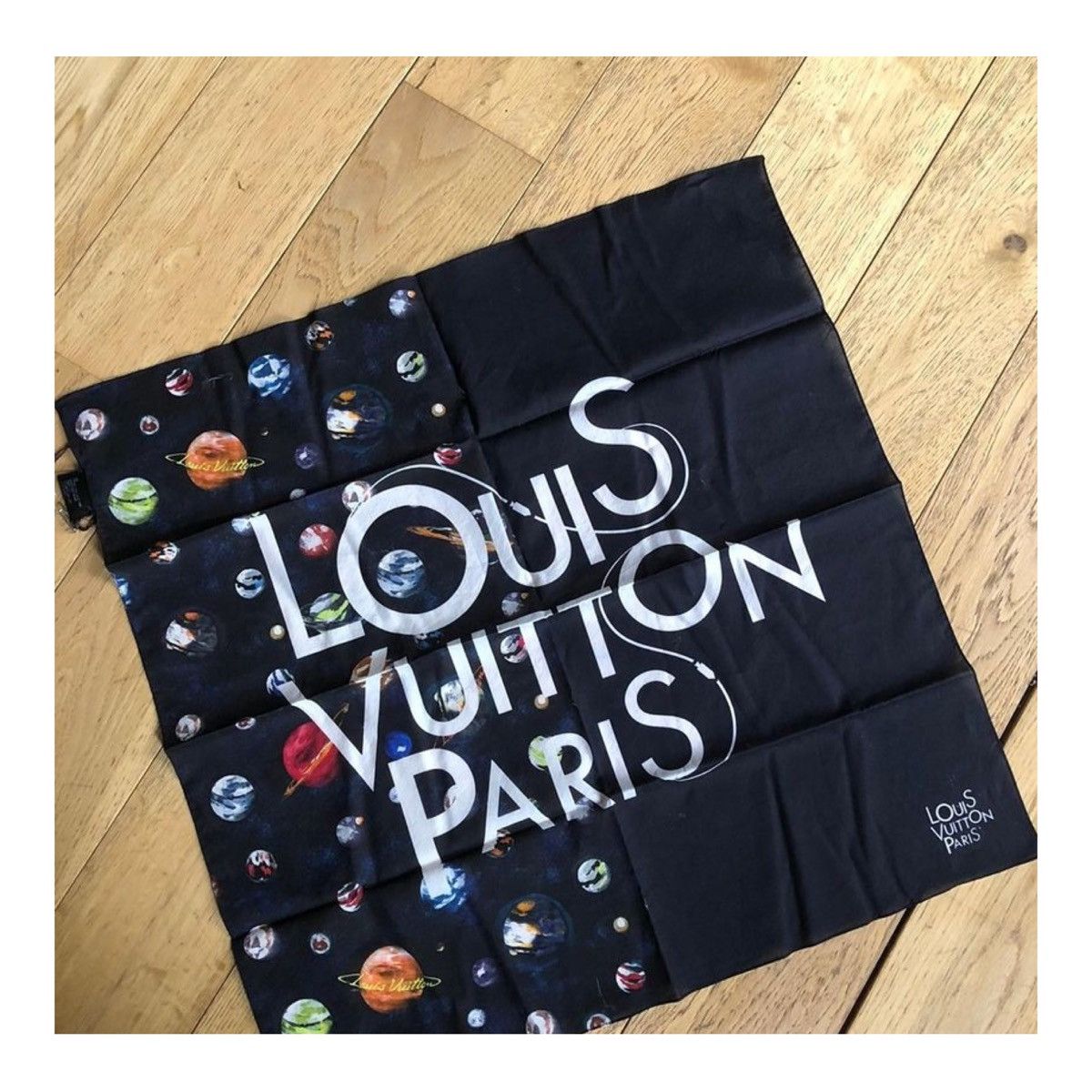 Louis Vuitton Louis Vuitton bandana Size ONE SIZE - 1 Thumbnail