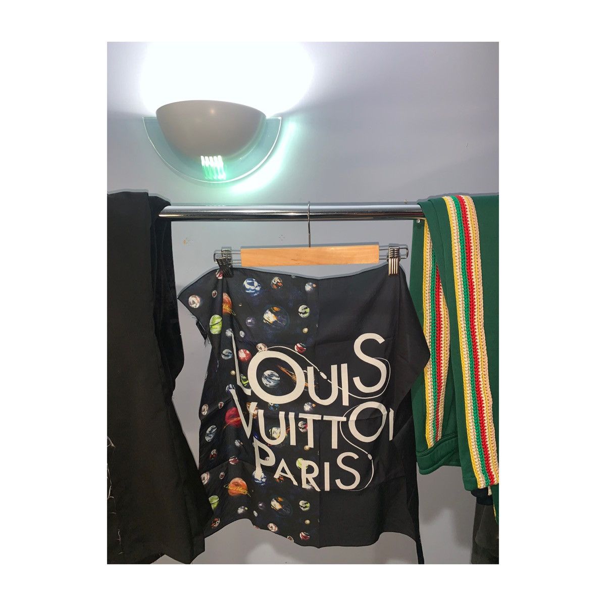 Louis Vuitton Louis Vuitton bandana Size ONE SIZE - 3 Thumbnail