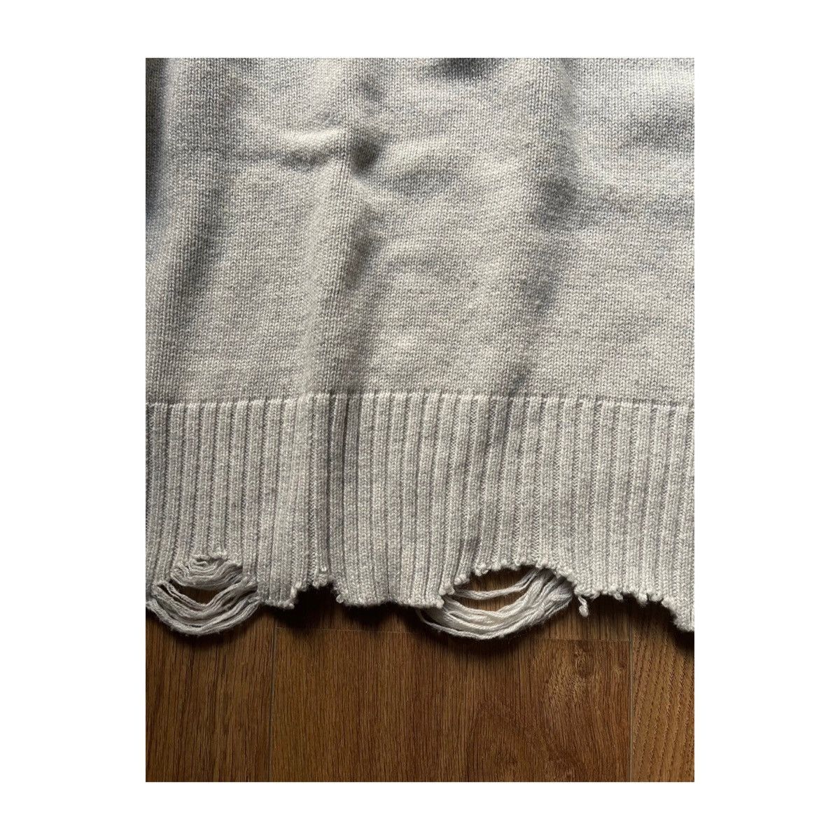 Helmut Lang Helmut Lang distressed knit sweater Size US L / EU 52-54 / 3 - 3 Thumbnail
