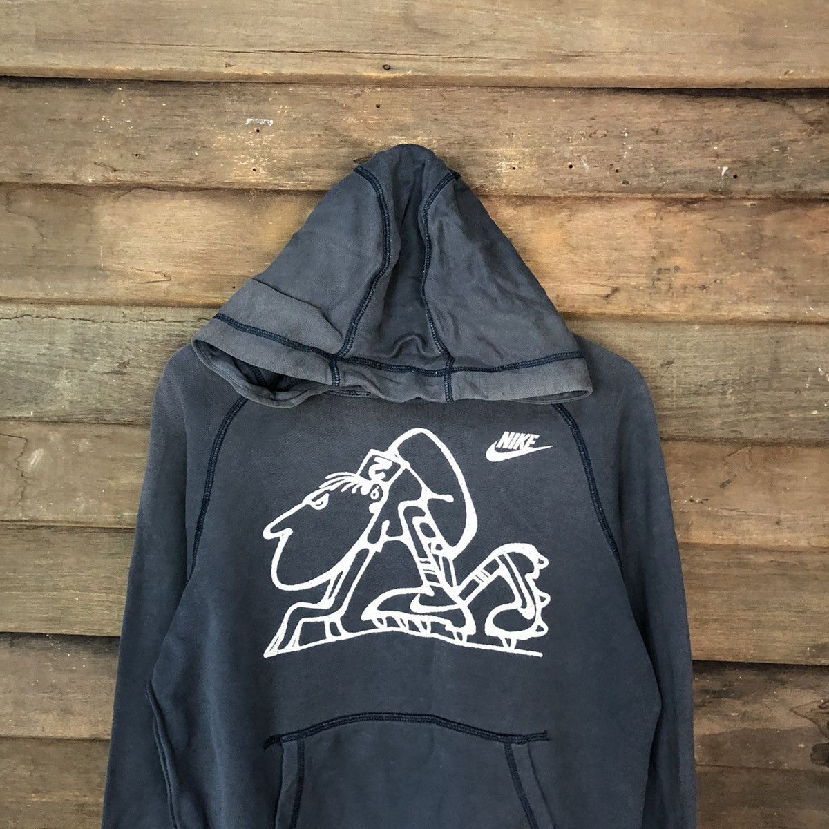 Nike Nike big logo cartoon running Blue Faded Hoodie #3193 Size US M / EU 48-50 / 2 - 2 Thumbnail