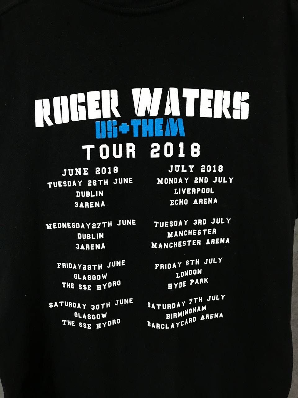 Band Tees Roger Waters Pink Floyd rock band tour tee Size US XL / EU 56 / 4 - 6 Thumbnail