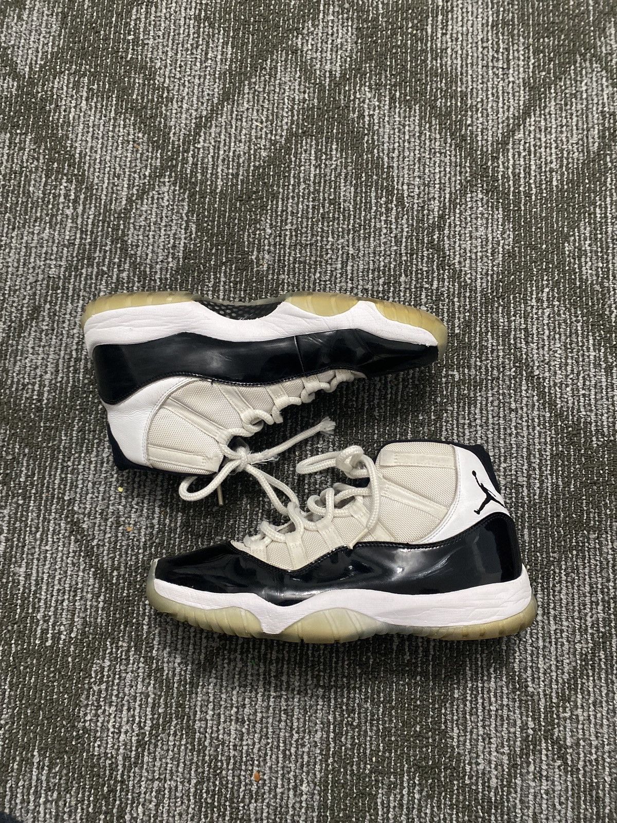 Jordan Brand Jordan 11 Retro Concord 2018 SIZE 10 Size US 10 / EU 43 - 2 Thumbnail