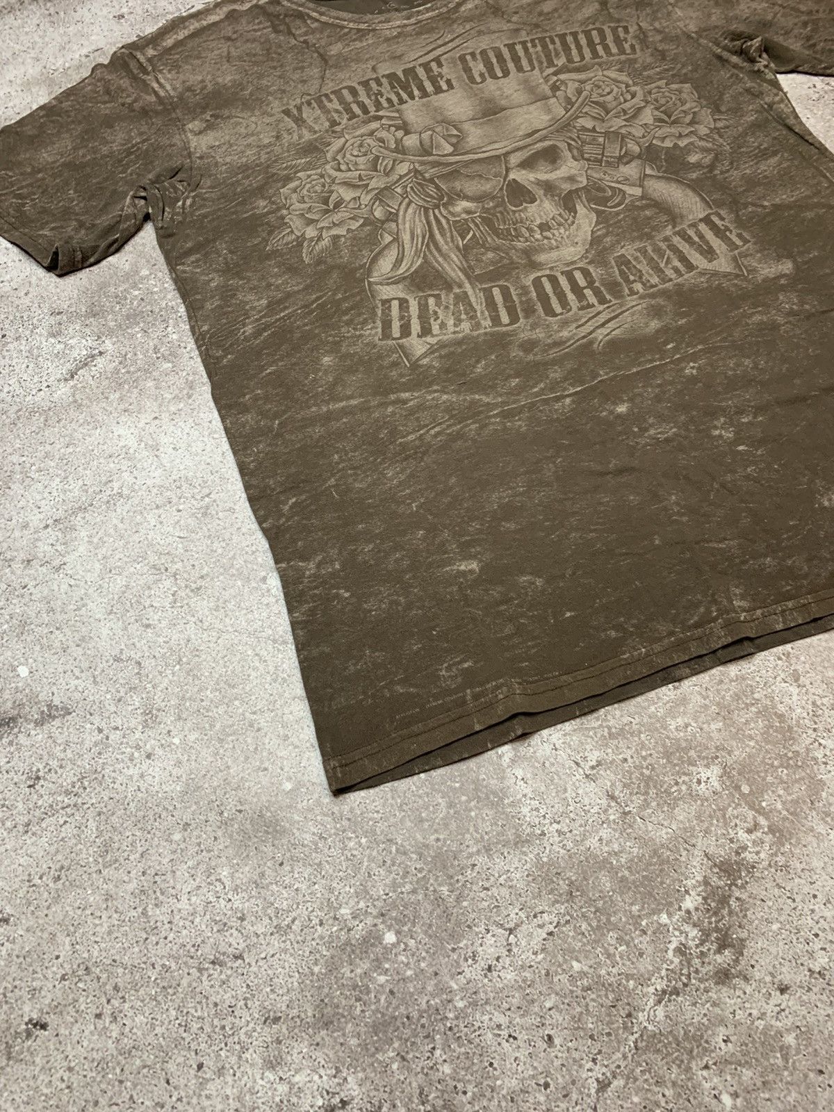 Vintage Xtreme Couture Made IN USA Skulls Overprinted Tee XL Size US XL / EU 56 / 4 - 2 Thumbnail