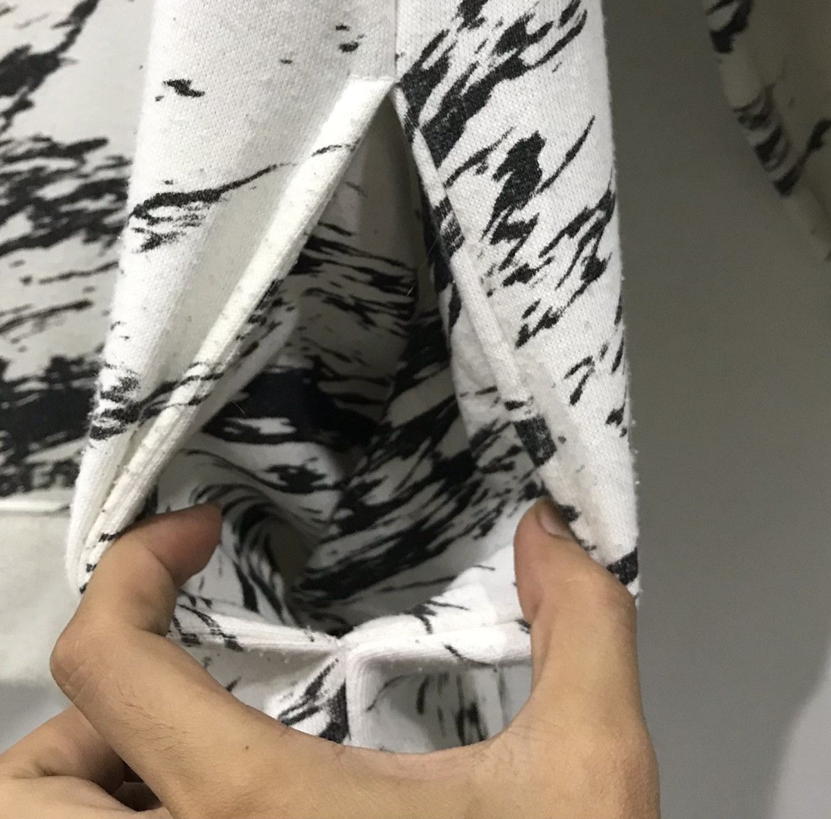 Japanese Brand VARAKI CREVTE ALTERNTV STNDRD HOODIE Size US M / EU 48-50 / 2 - 7 Thumbnail