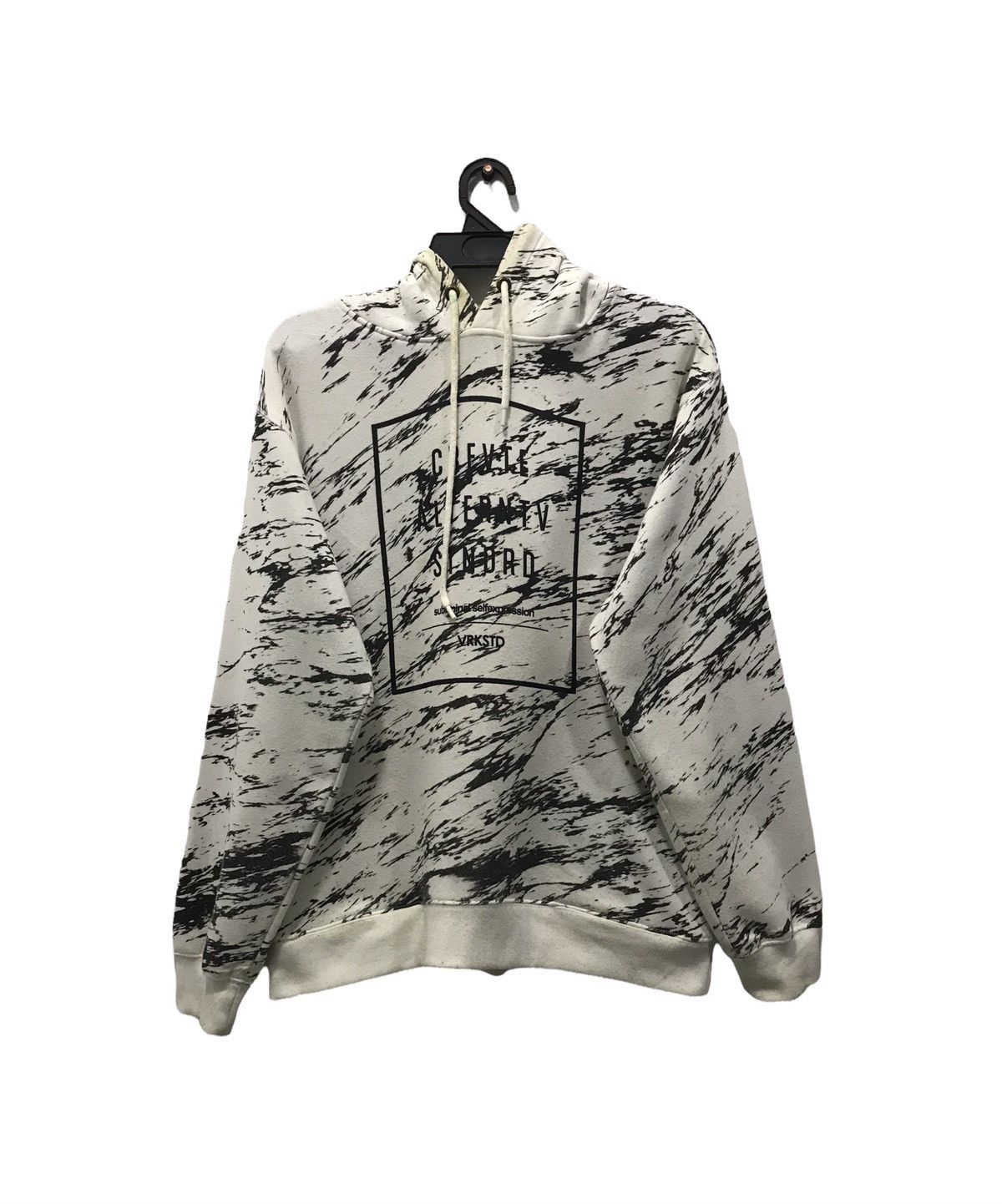 Japanese Brand VARAKI CREVTE ALTERNTV STNDRD HOODIE Size US M / EU 48-50 / 2 - 1 Thumbnail
