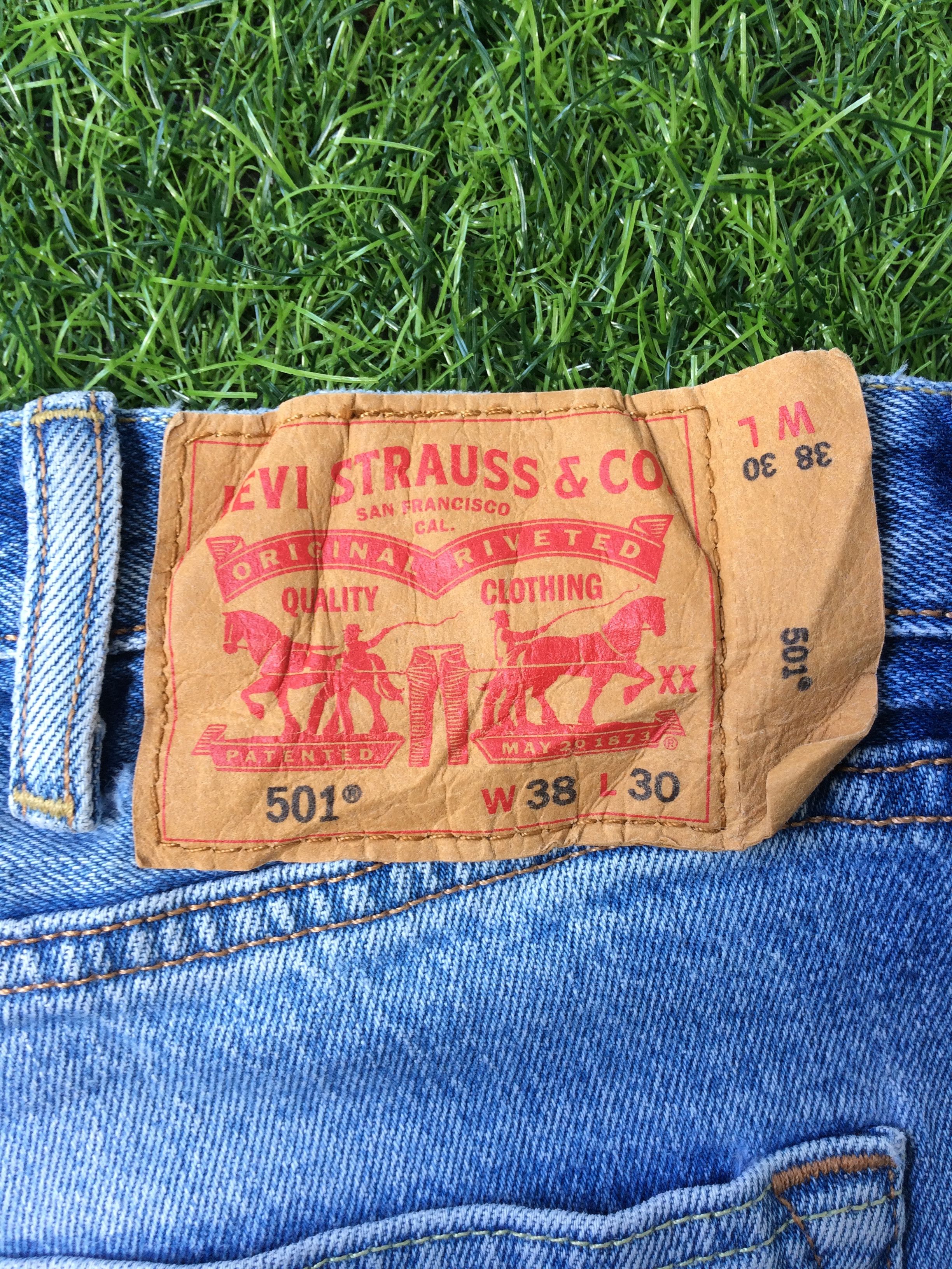 Levi's × Vintage Vintage Distressed Levis 501 Jeans #B-514 Size US 38 / EU 54 - 10 Thumbnail
