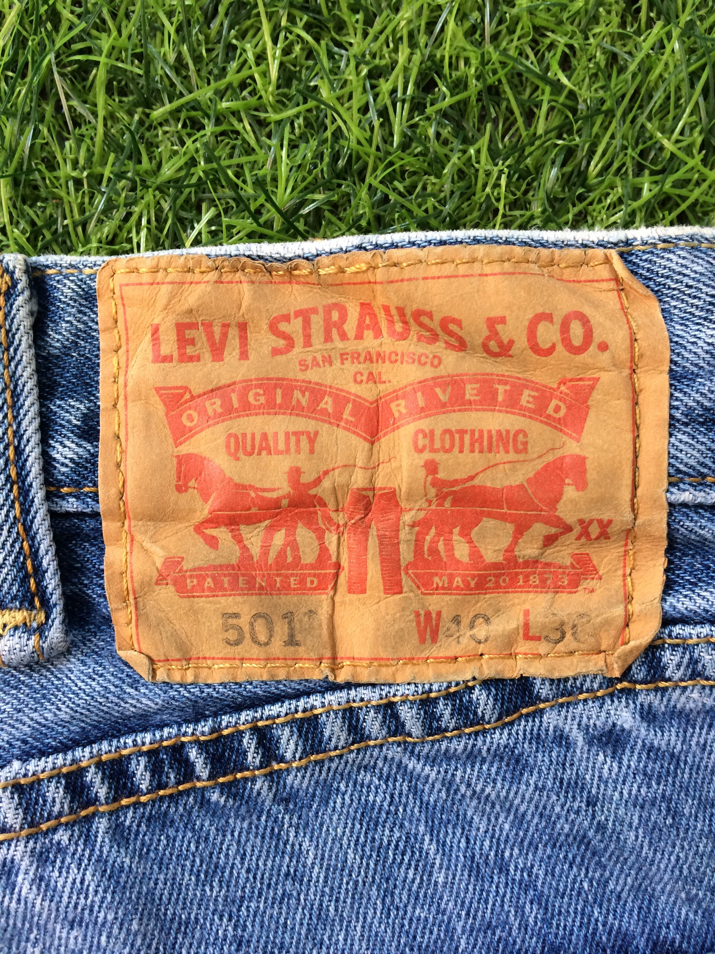 Levi's × Vintage Vintage LEVI'S 501 Straight Leg Button Fly Jeans #B-905 Size US 40 / EU 56 - 11 Thumbnail