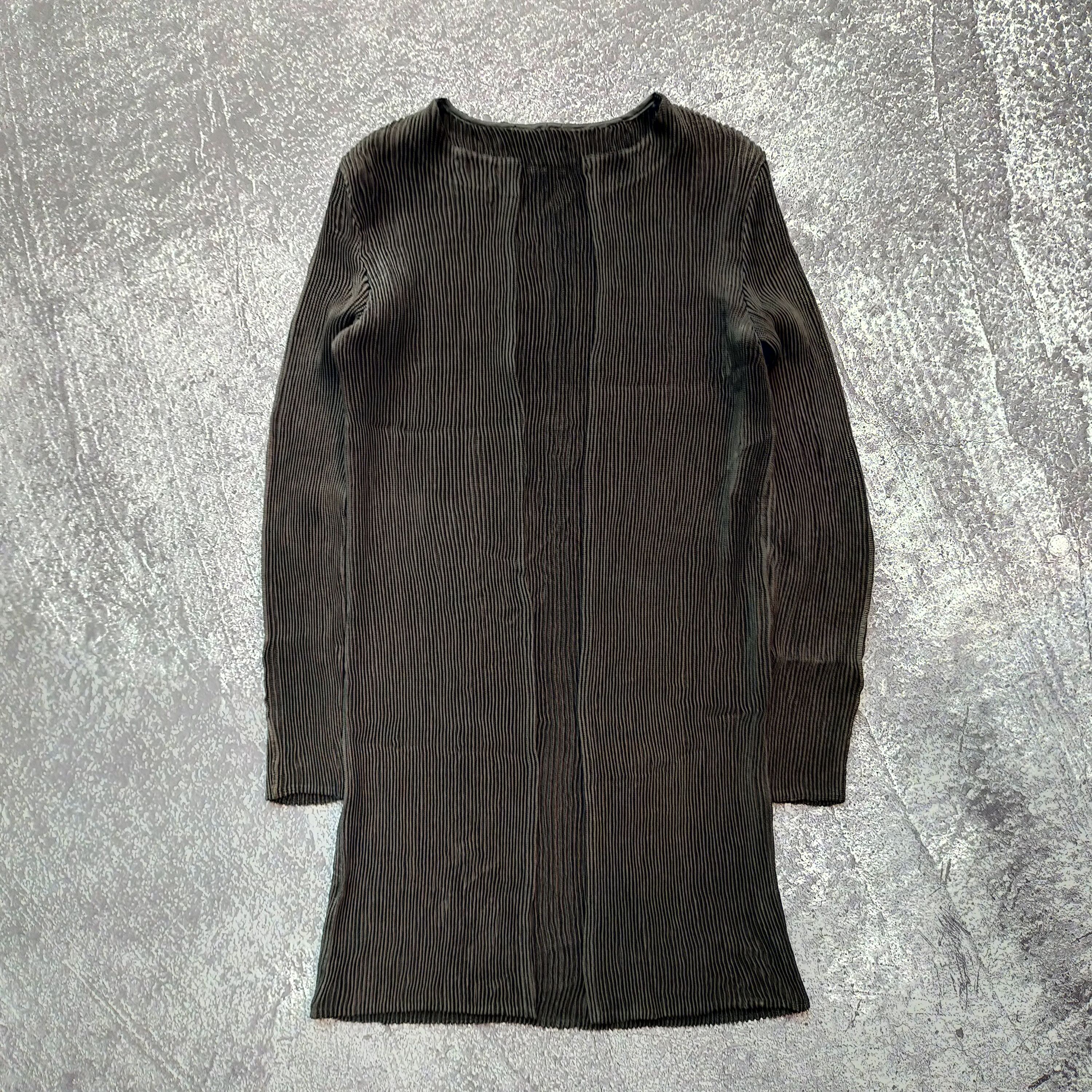 Specchio Pleats Long Cardigan inspire issey miyake