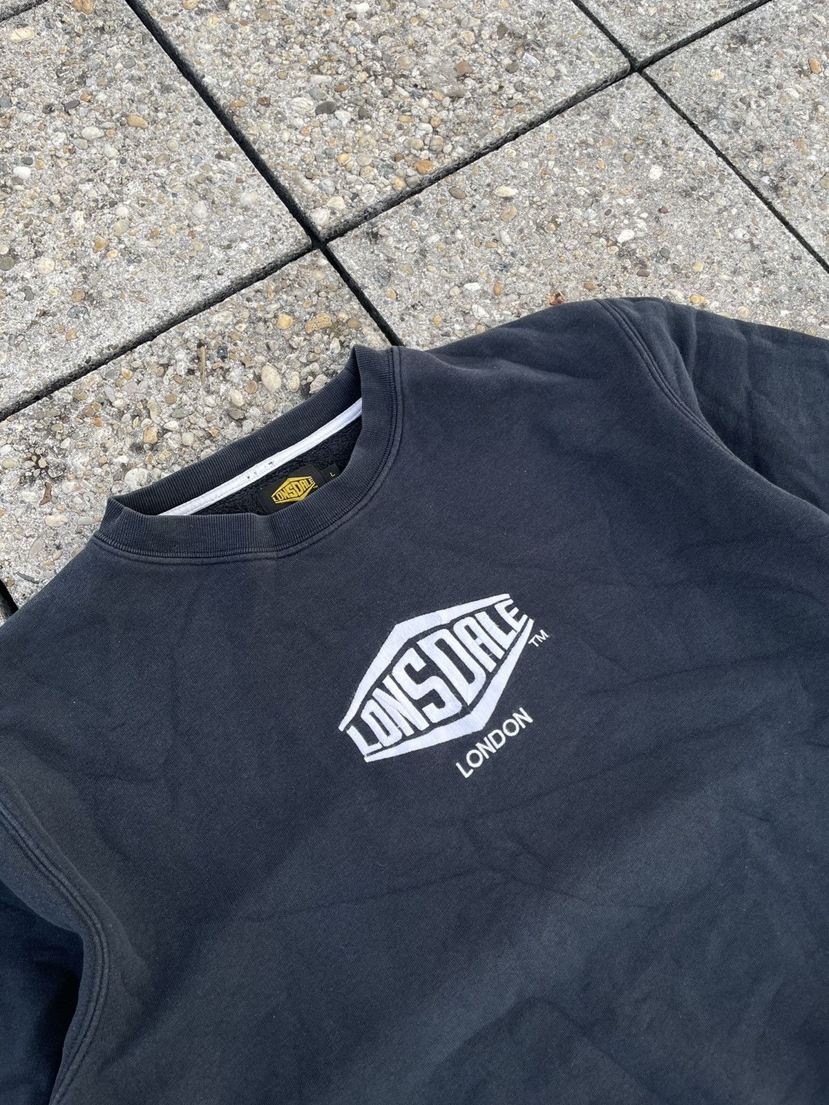 Lonsdale Vintage Lonsdale London Embroidered Logo Sweatshirt Size US L / EU 52-54 / 3 - 3 Thumbnail