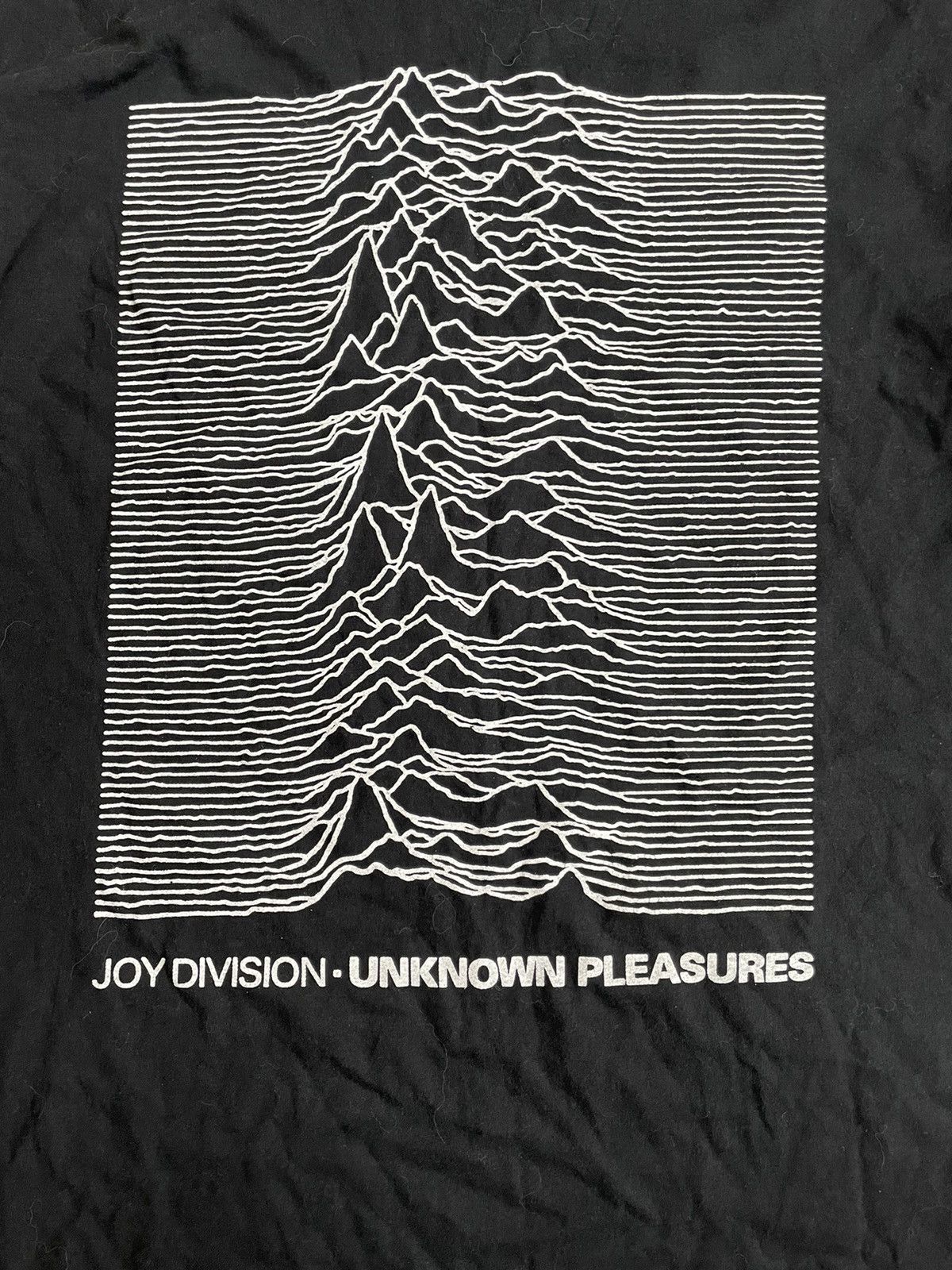 Band Tees Joy Division Unknown Pleasures 2016 Tee Size US XL / EU 56 / 4 - 2 Thumbnail
