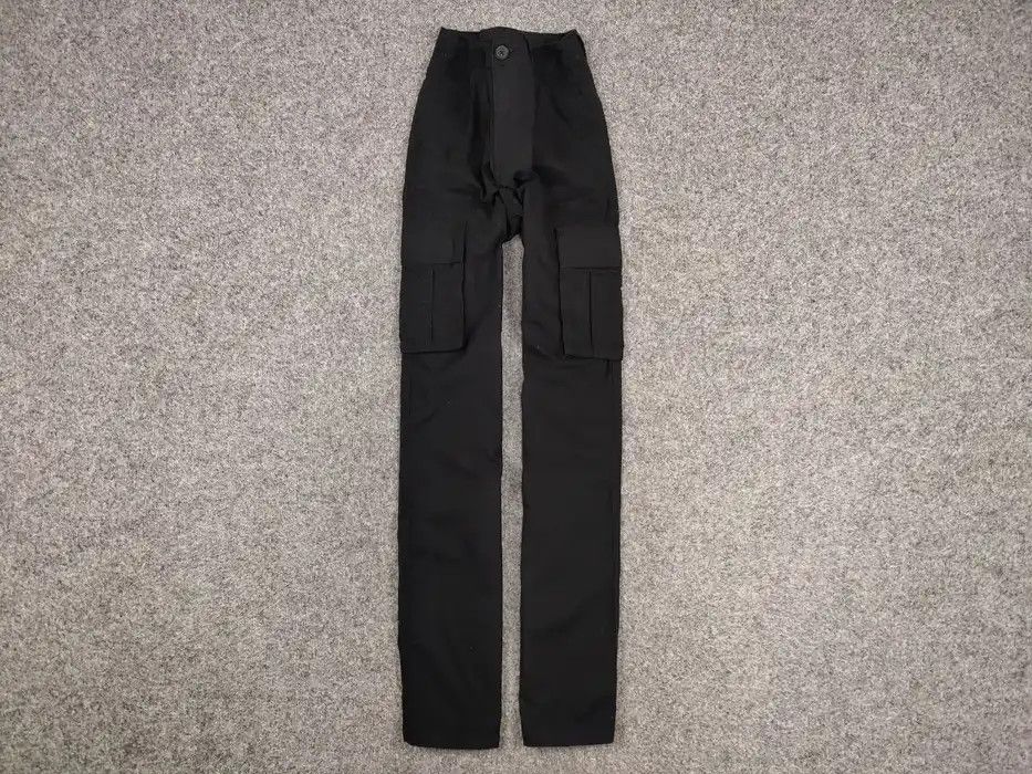 Japanese Brand Vintage 90's Cargo Pants Travis Scott Japan Black Hype Size US 30 / EU 46 - 1 Thumbnail