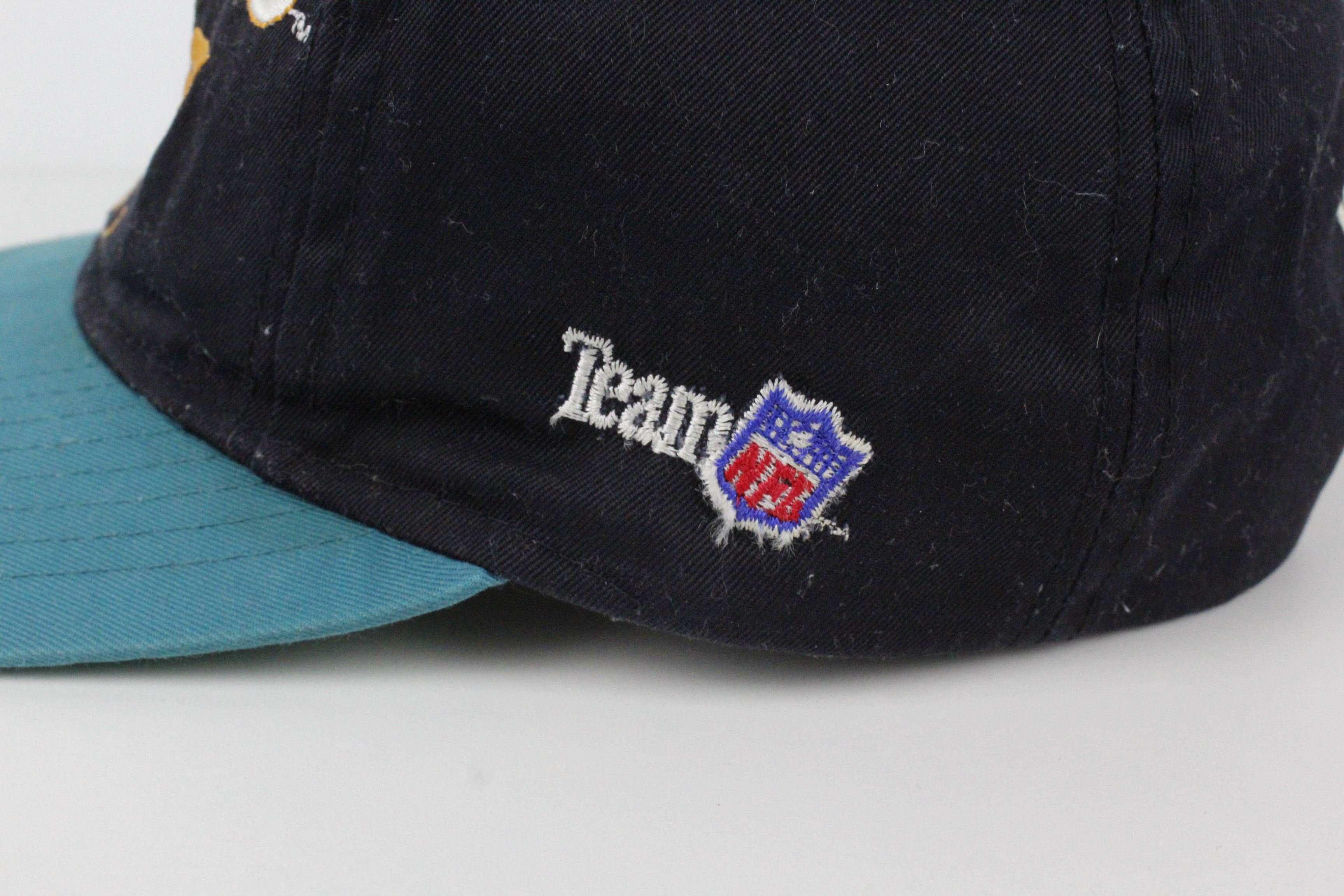 NFL × Vintage Vintage 1993 NFL Dolphins Miami Team Logo Cap Size ONE SIZE - 4 Thumbnail