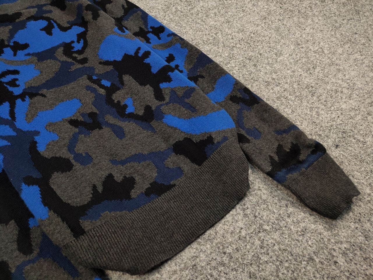 Sandro Sandro Blue Camo Wool pull Knitwear & Sweatshirts Size US S / EU 44-46 / 1 - 13 Thumbnail