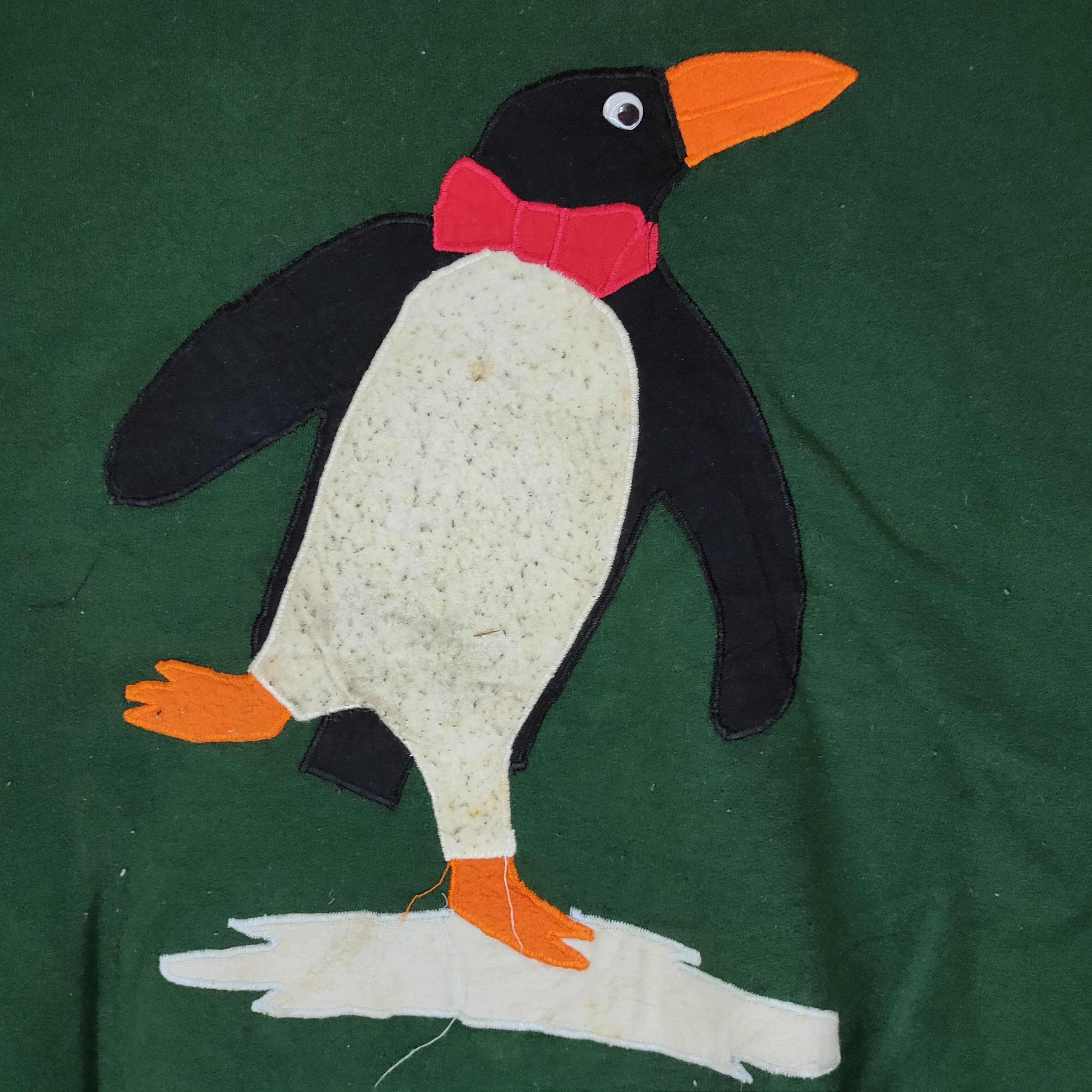 Cartoon Network PENGUIN Cartoon Character Embroidery Button Eye Sweatshirt Size US M / EU 48-50 / 2 - 2 Thumbnail