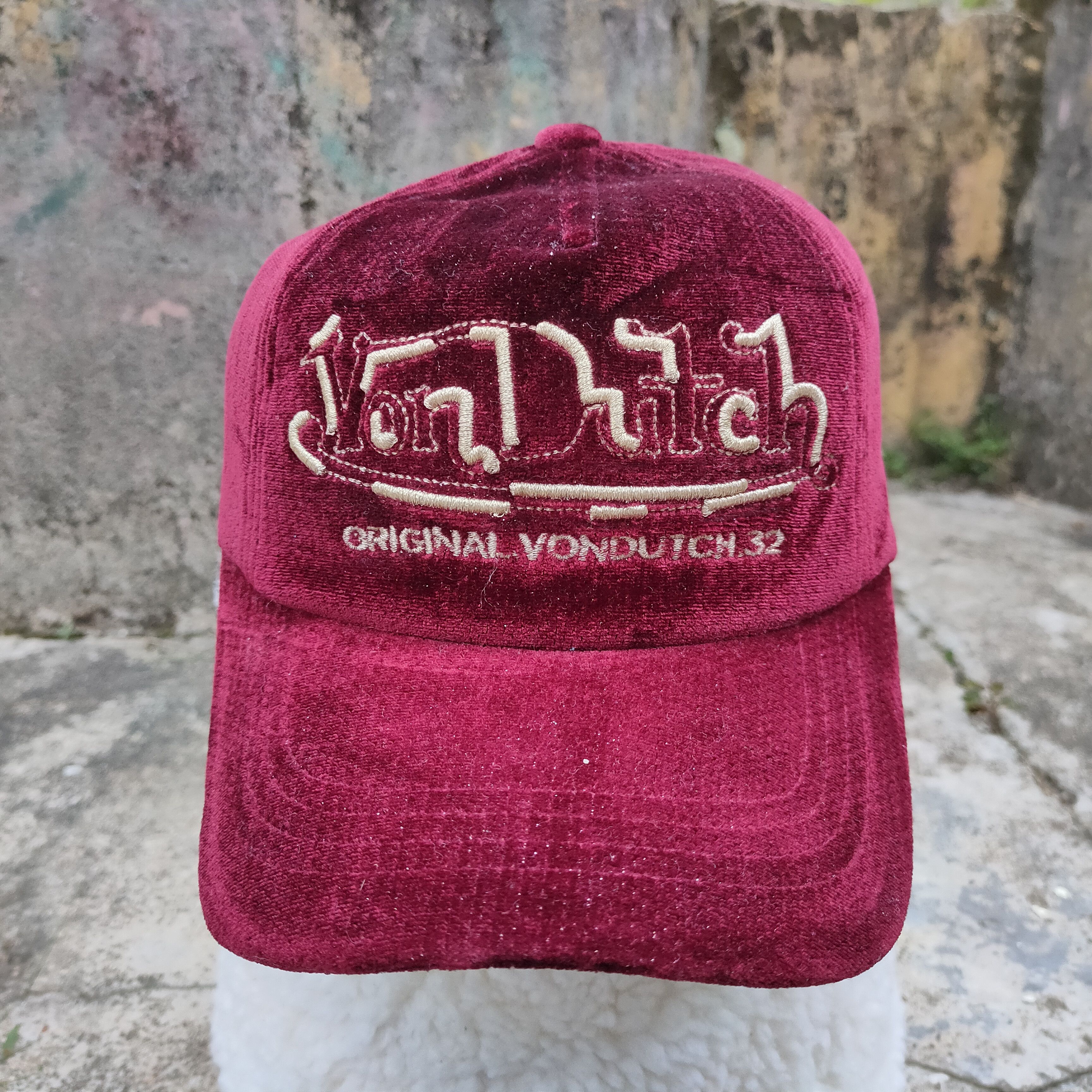 Vintage Vintage VON DUTCH Corduroy Cap Embroidery Maroon Spellout Size ONE SIZE - 2 Thumbnail