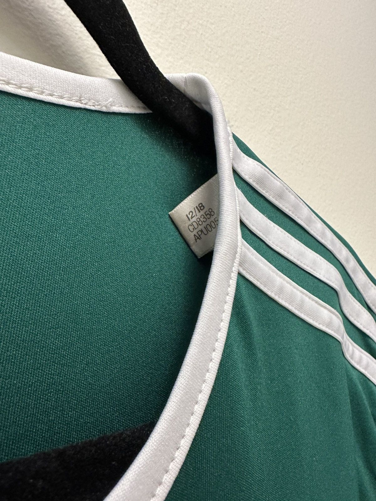 Adidas Vintage Adidas Soccer Jersey T-Shirt Whitby climate Y2K logo Size US L / EU 52-54 / 3 - 4 Thumbnail