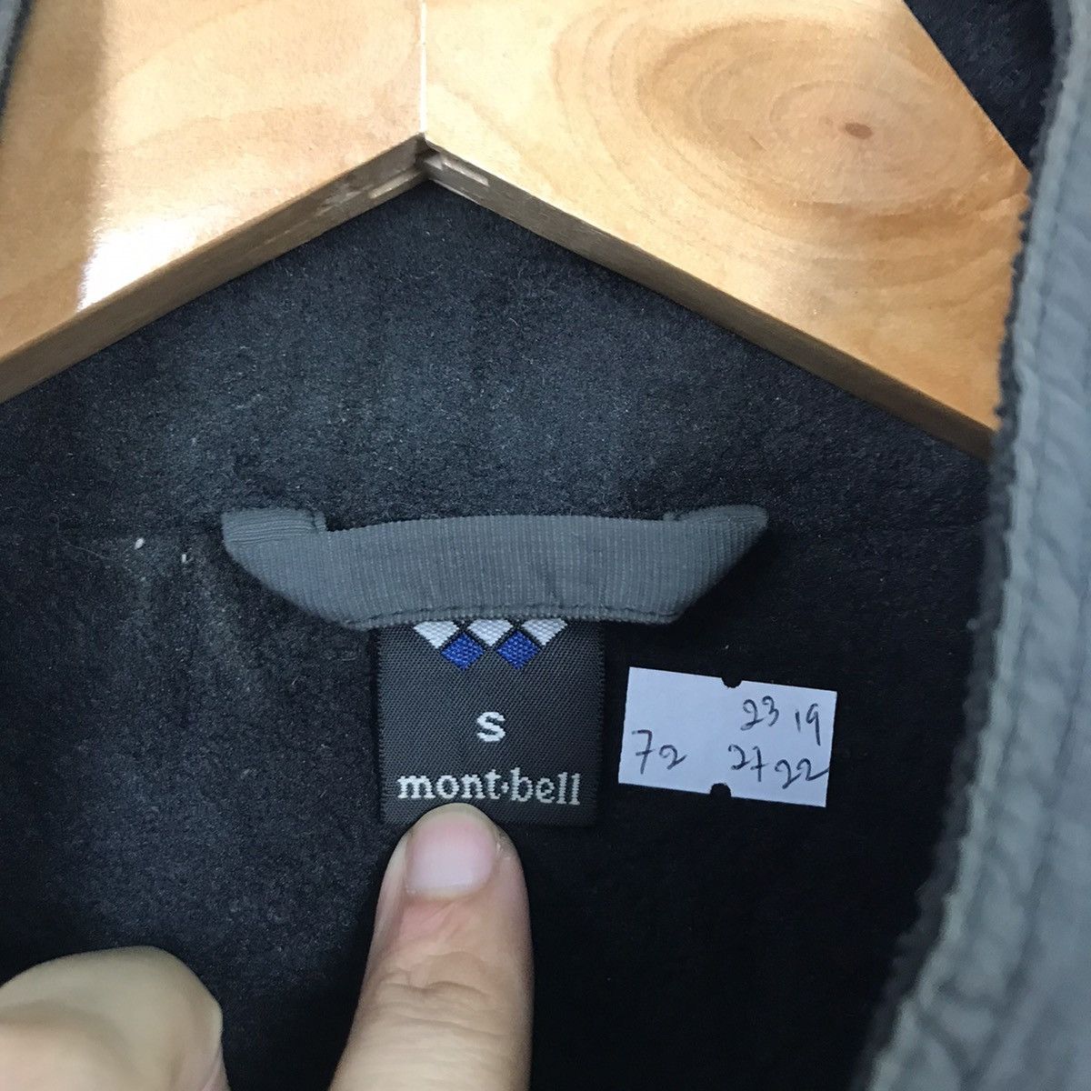Montbell × Vintage Y2K Mont ball outdoor brand Black faded style jacket Size US S / EU 44-46 / 1 - 4 Thumbnail