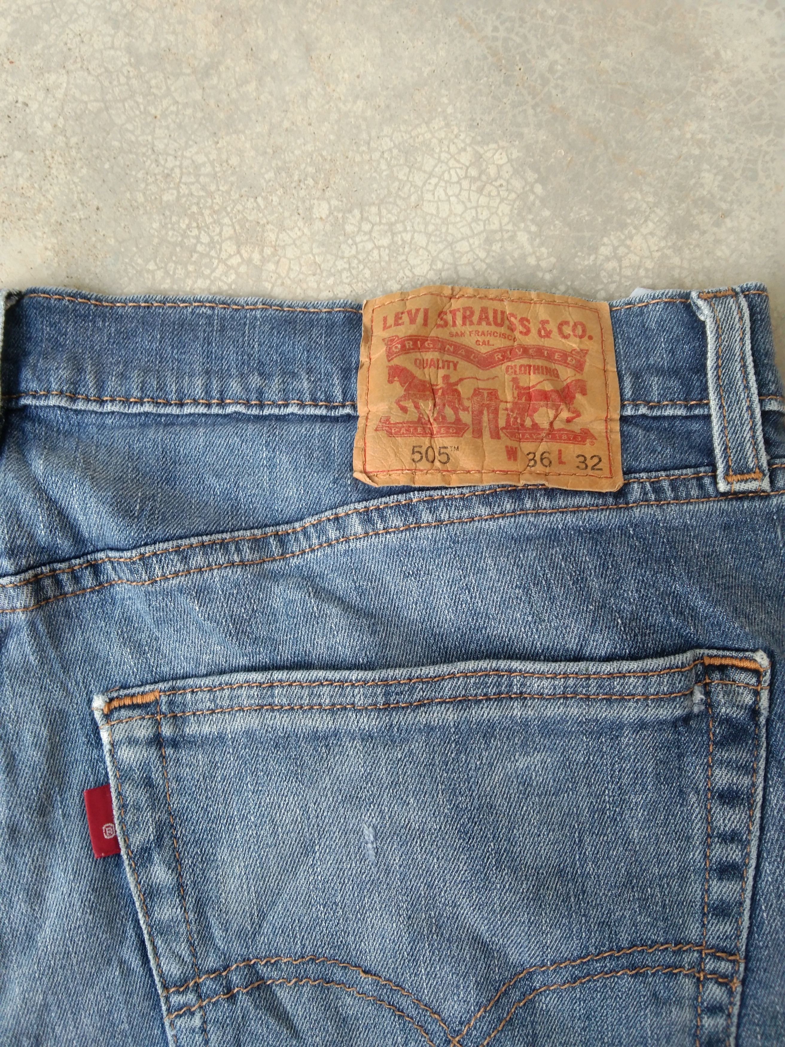 Levi's Vintage Levi's Jeans 505 Faded Distressed Denim 36x32 Size US 36 / EU 52 - 3 Thumbnail