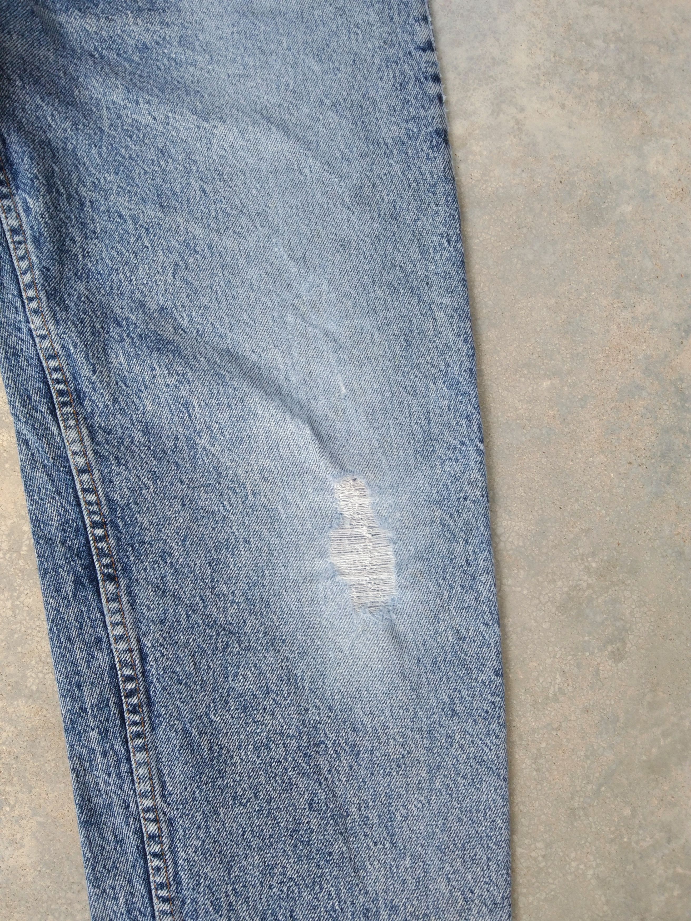 Levi's 90s Vintage Levi's Jeans 550 Made In USA Distressed Denim Size US 36 / EU 52 - 7 Thumbnail