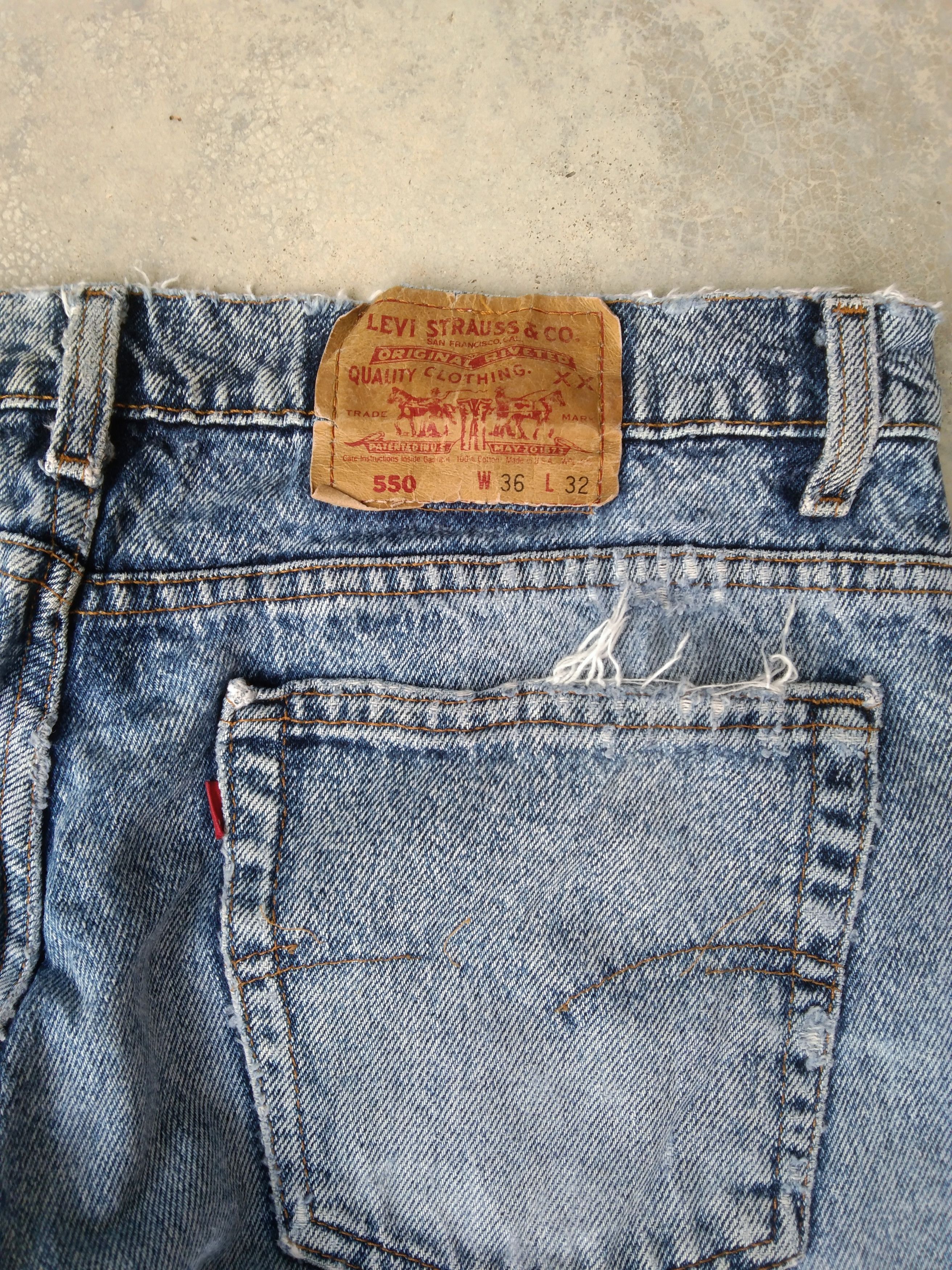 Levi's 90s Vintage Levi's Jeans 550 Made In USA Distressed Denim Size US 36 / EU 52 - 4 Thumbnail