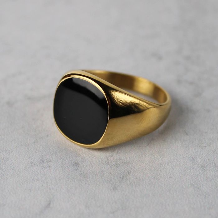 Streetwear Gold Black Circle Signet Ring 7-12 | Grailed