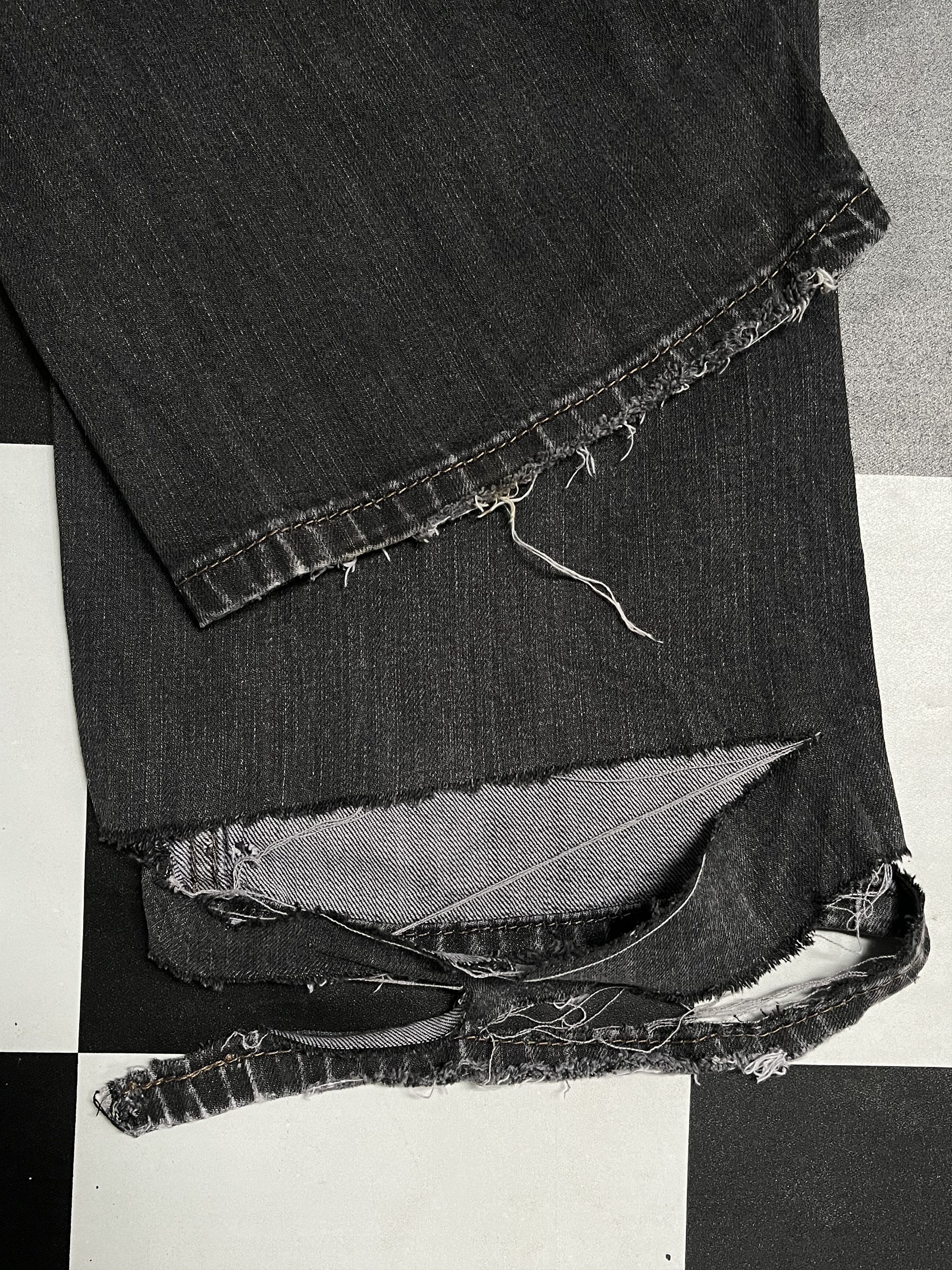 Levi's × Vintage Vintage levis 559 Faded Black Ripped Denim Jeans L213 Size US 36 / EU 52 - 10 Thumbnail